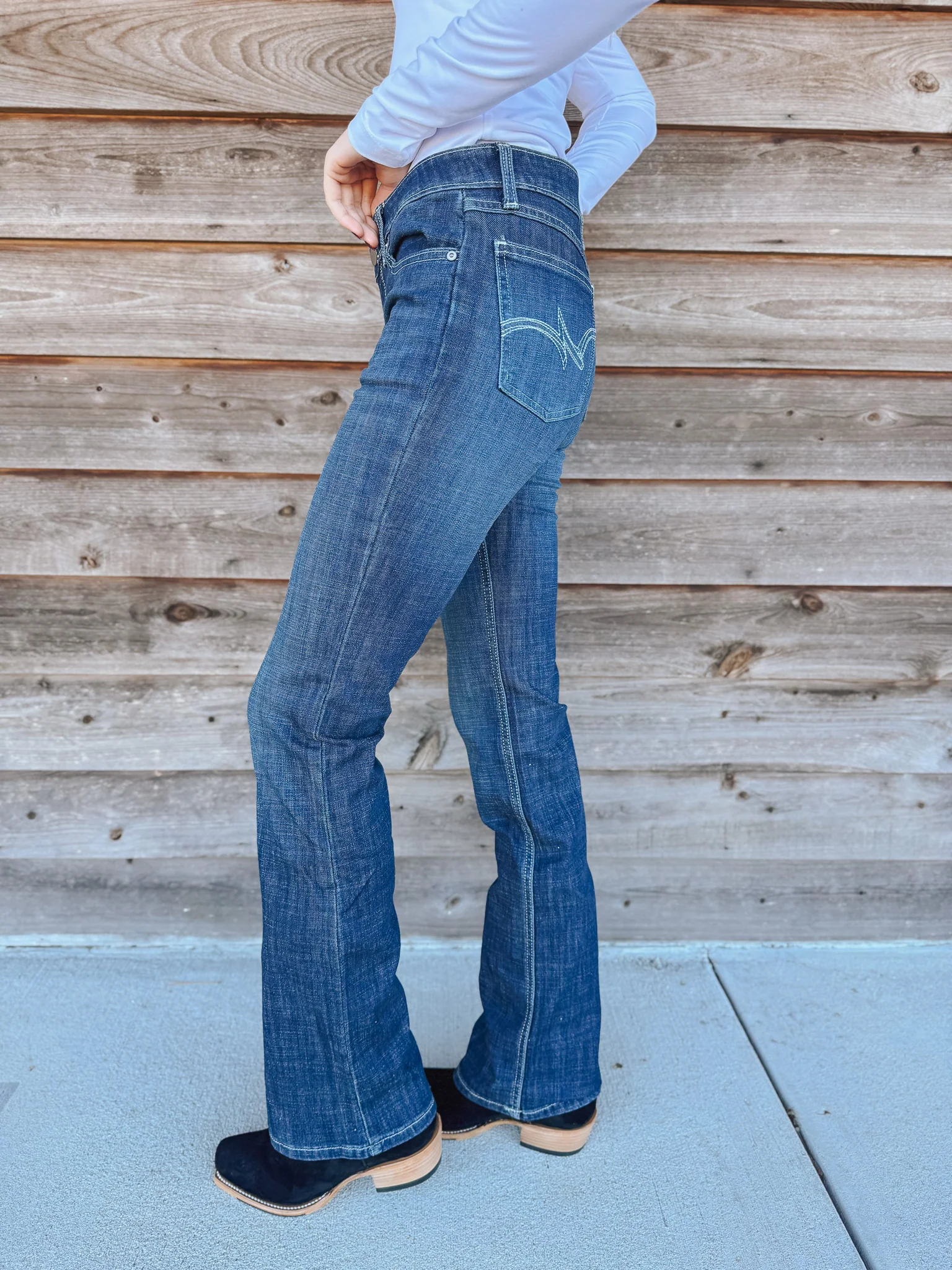 Women's Wrangler Mae Everyday Essential Boot Cut Jean - Image 4