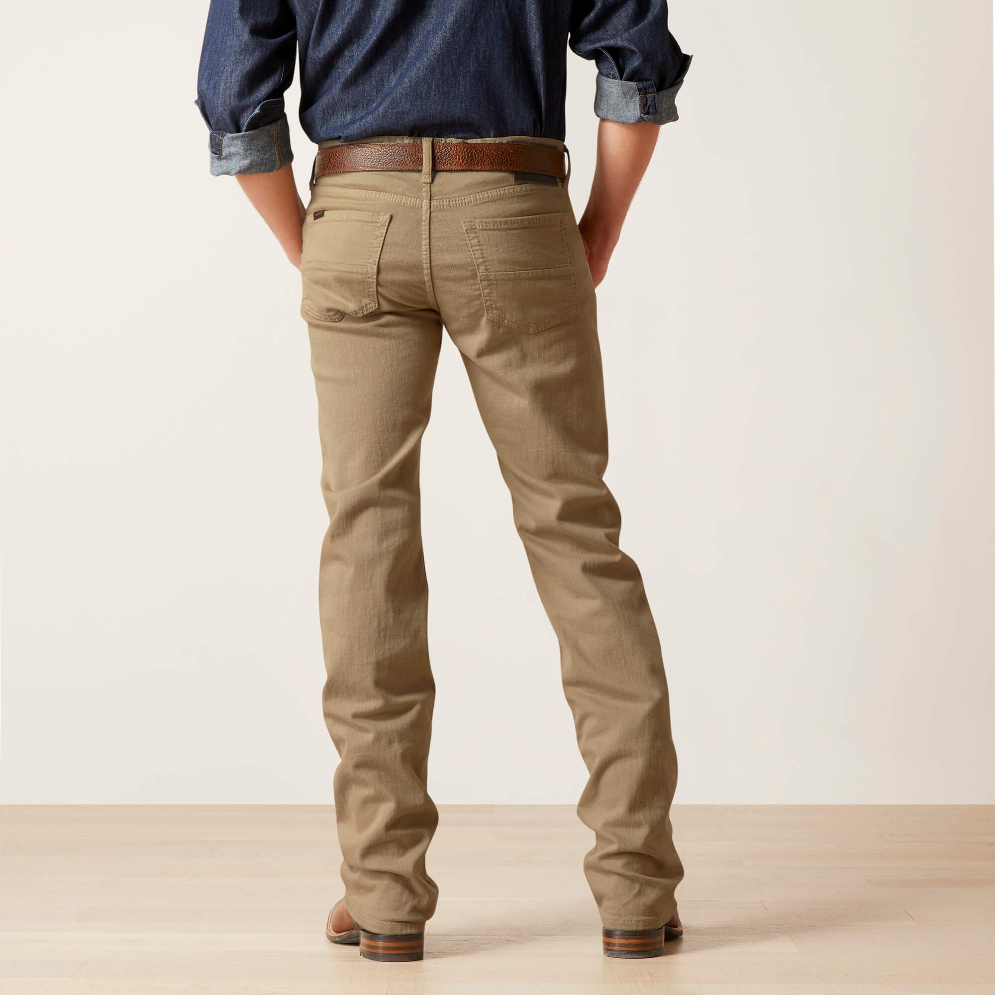 Men's Ariat M7 Grizzly Straight Jean in Dark Khaki