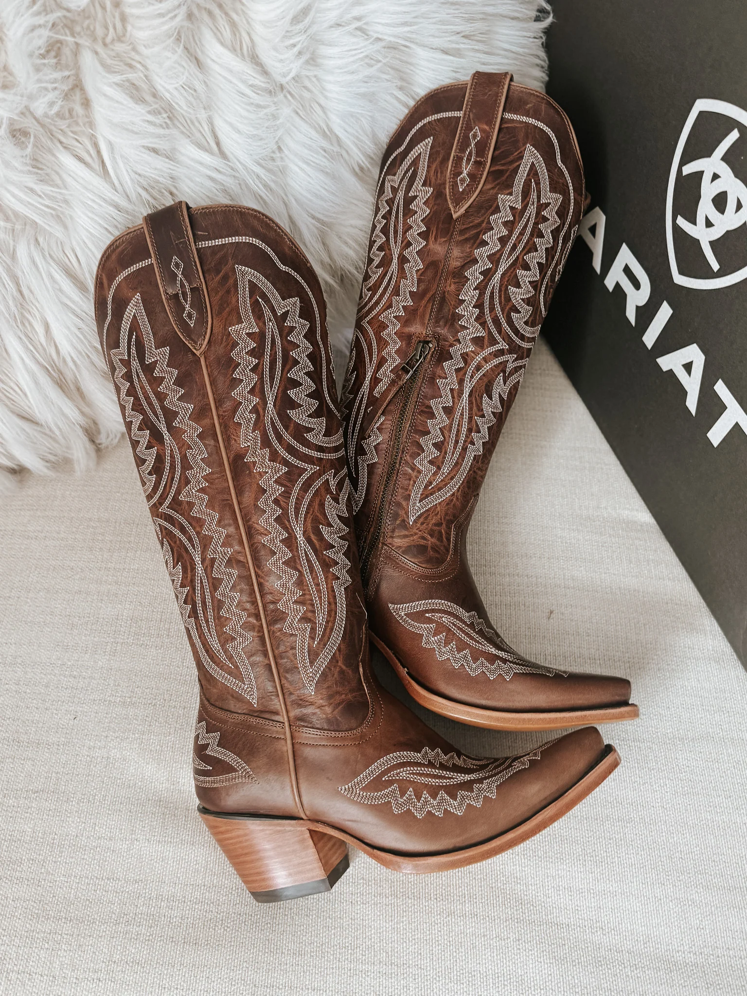 Ariat Women's Casanova Western Boots in Shades of Grain