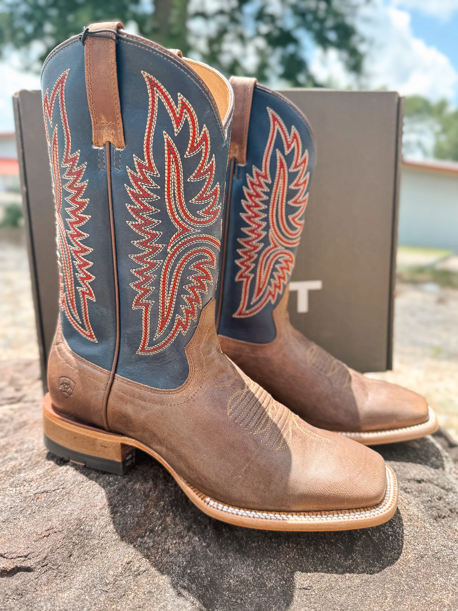 Men's Ariat Tanglewood Western Boots - Image 8