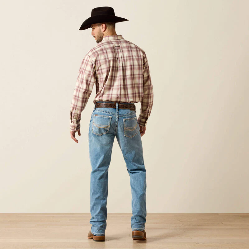 Men's Ariat M2 Traditional Relaxed Cameron Boot Cut Jean - Image 2