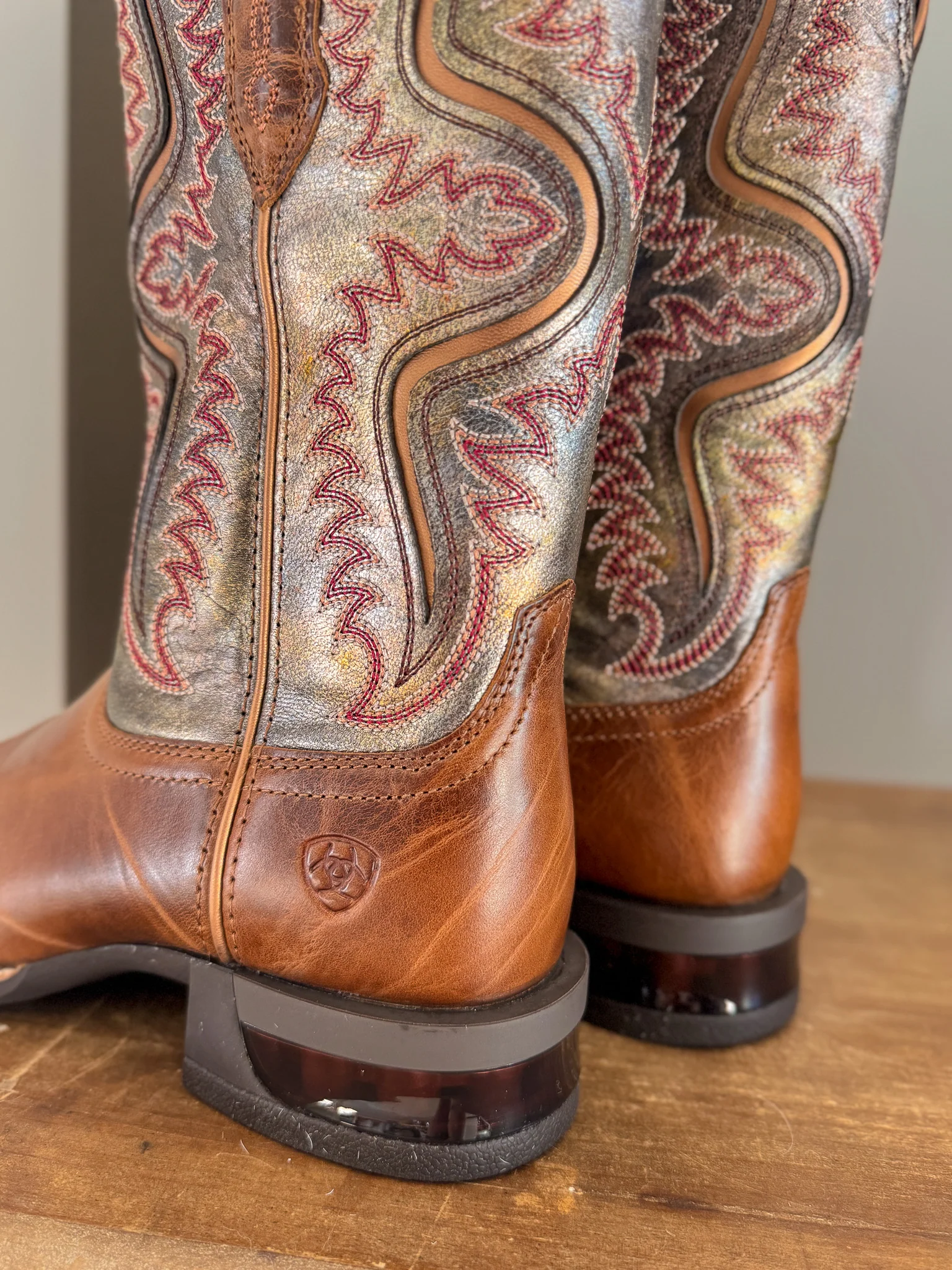 Women's Ariat Captivate Wide Square Toe Western Boots - Image 4
