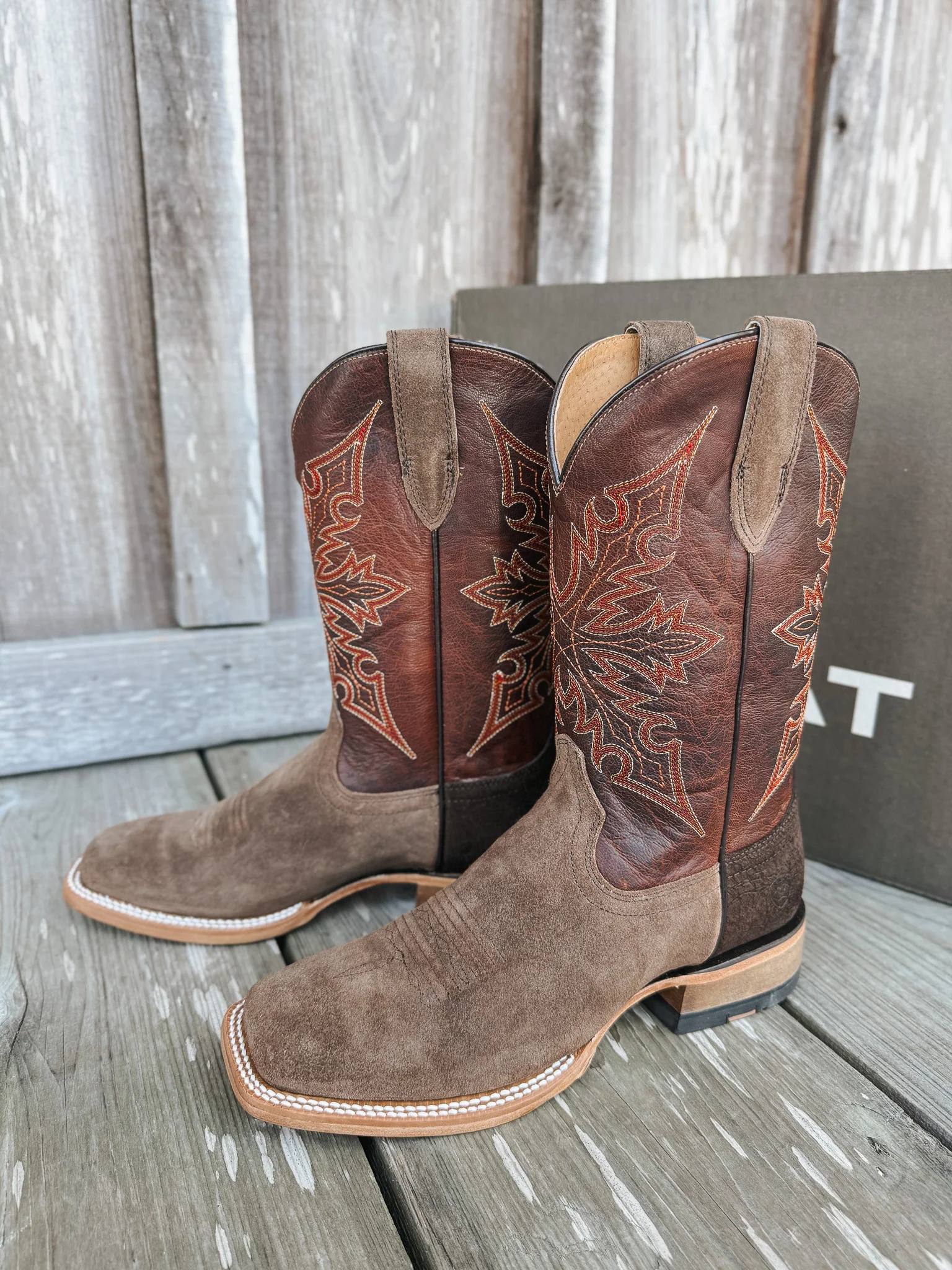 Men's Ariat Circuit Gritty Wide Square Toe Cowboy Boots - Image 7