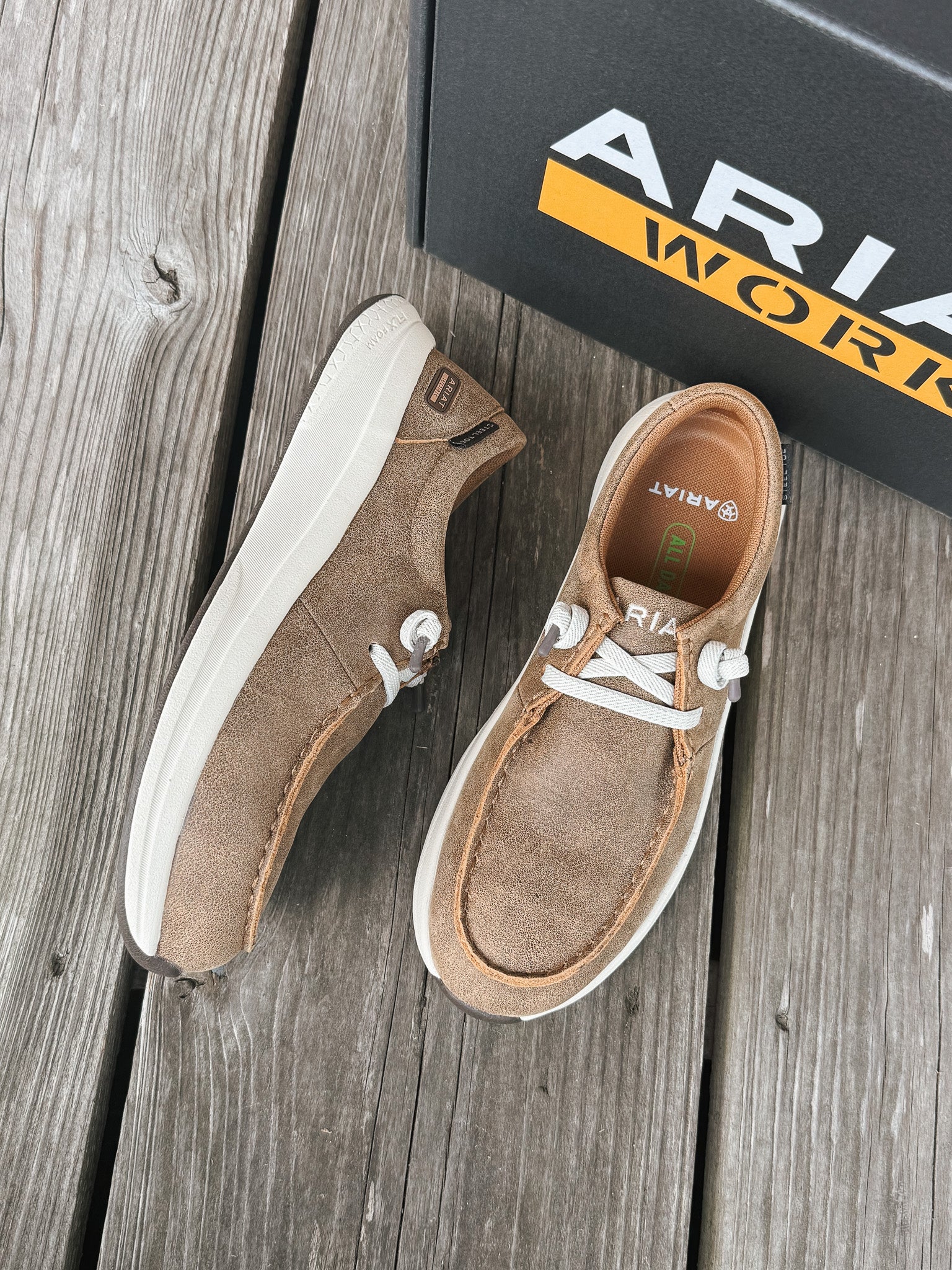 Women's Ariat Buckeye Steel Toe Work Shoe - Image 2