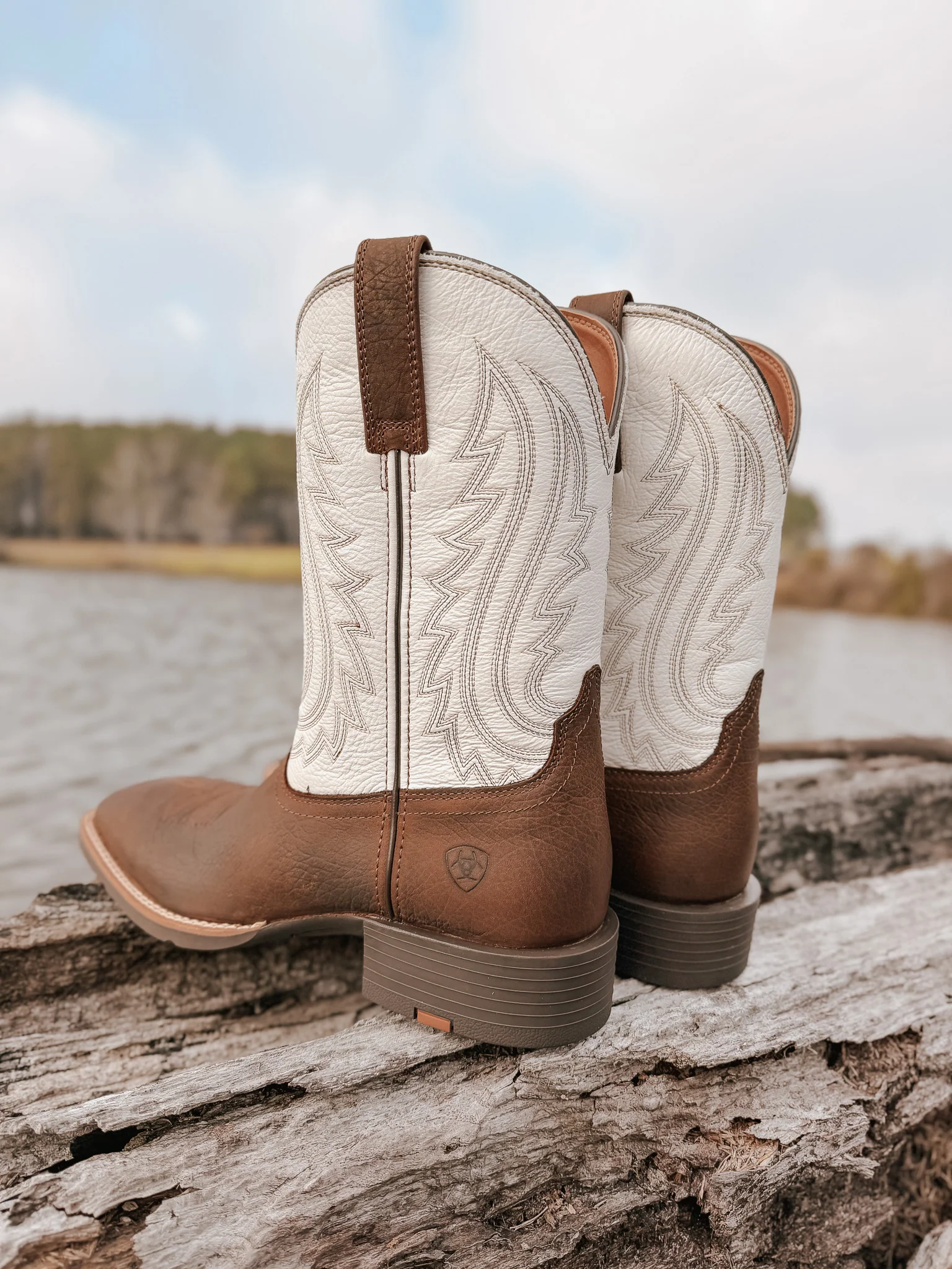 Ariat Men's Sport Big Country Wide Square Toe Cowboy Boot - Image 4
