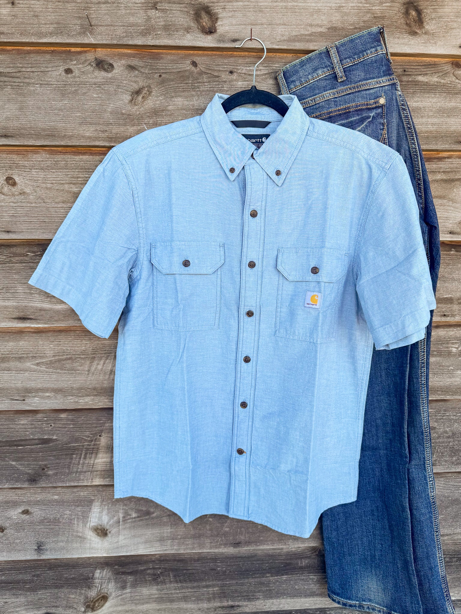 Men's Carhartt Loose Fit Midweight Chambray Short-Sleeve Shirt in Chambray Blue - Image 3