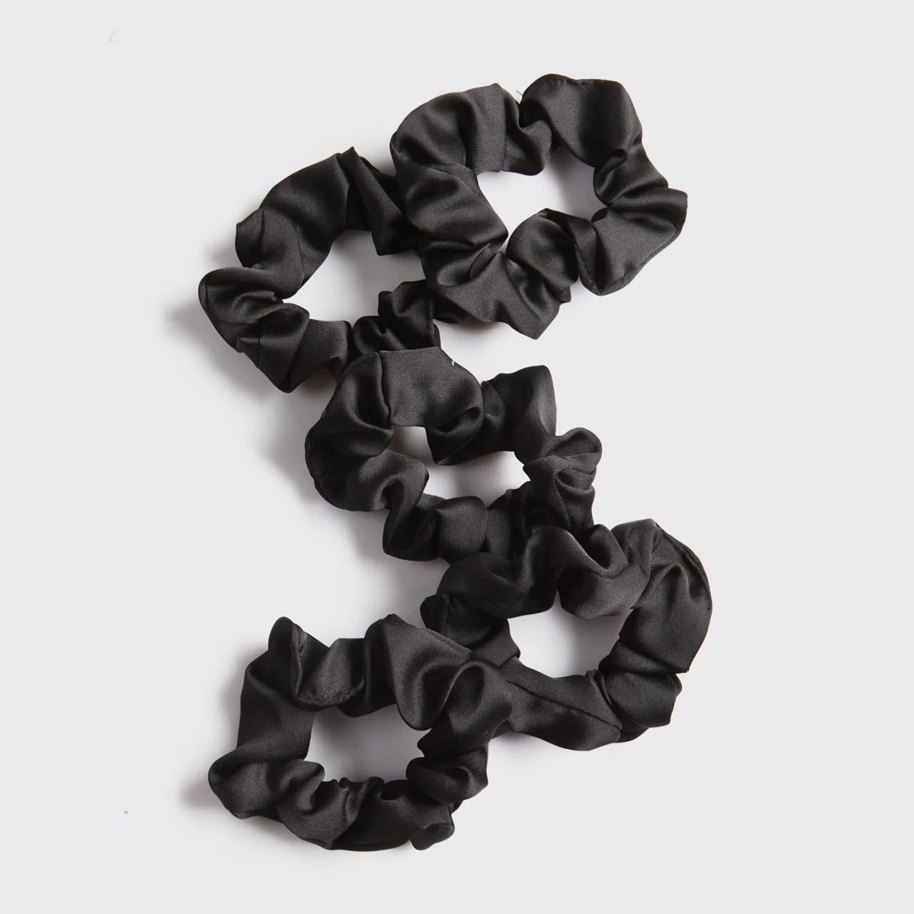 Kitsch Satin Sleep Scrunchies 5pc - Black - Image 3