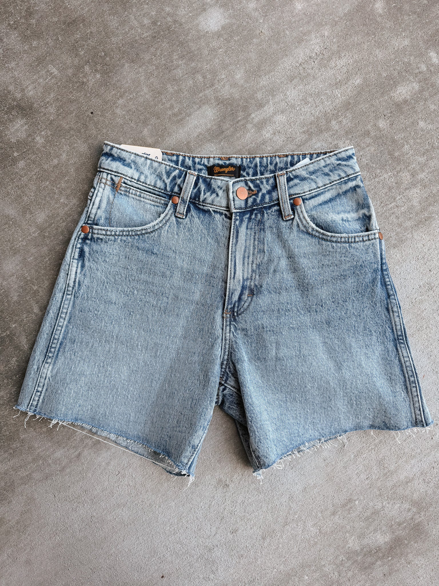 Wrangler Women's High Rise Cowboy Shorts in Blissful - Image 3