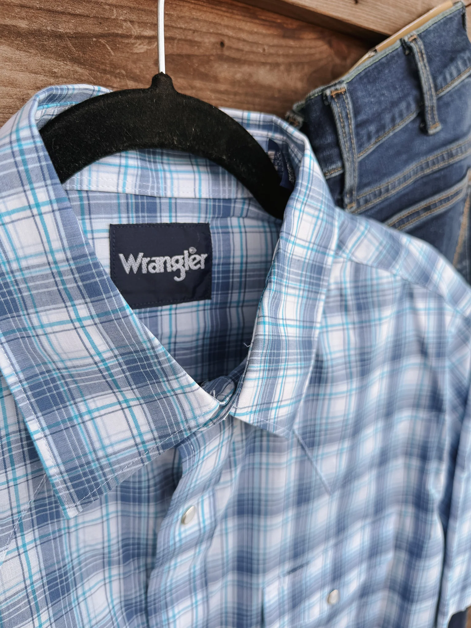 Wrangler Men's Pearl Snap Button Up Short Sleeve - Image 5