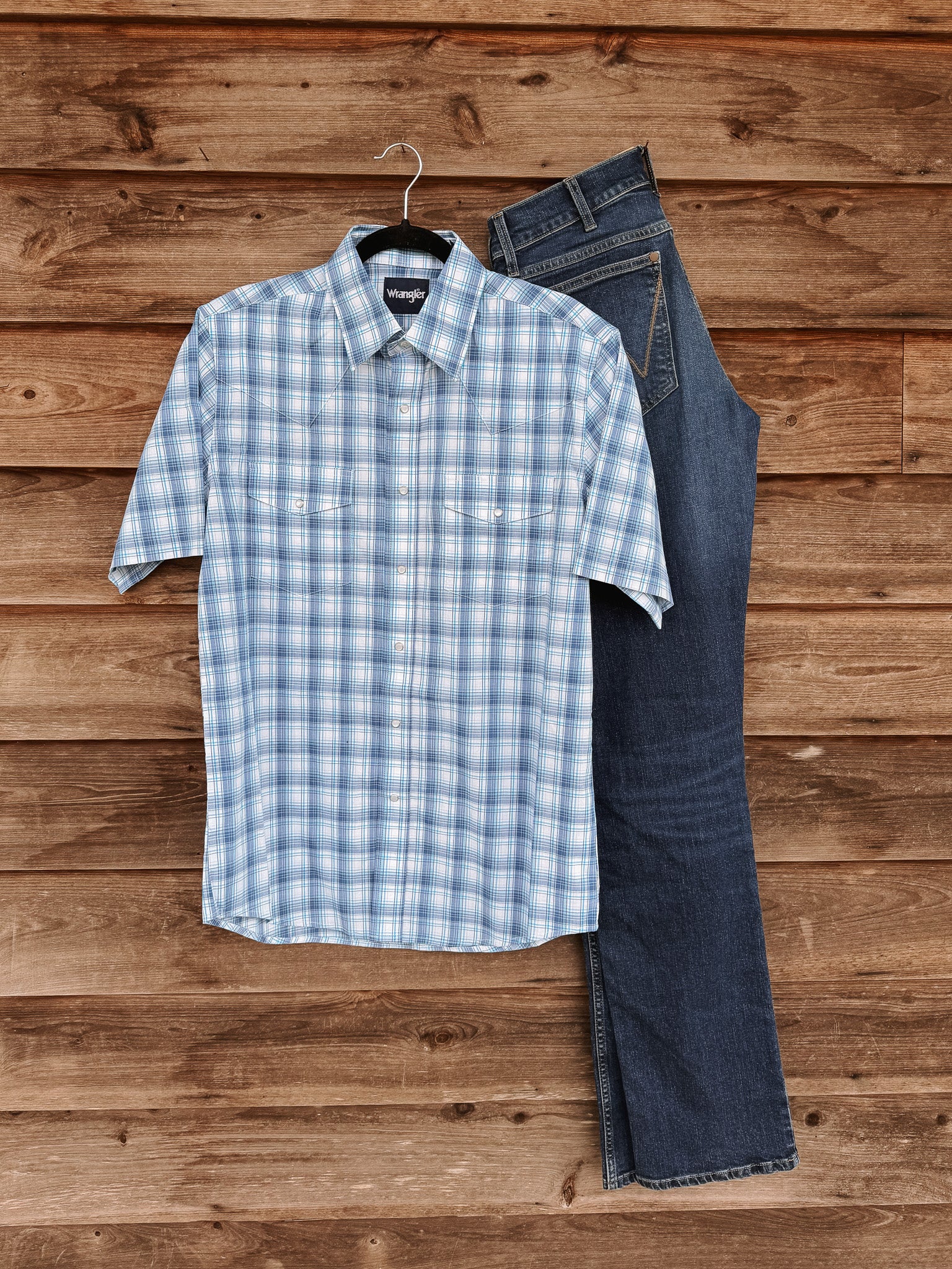 Wrangler Men's Pearl Snap Button Up Short Sleeve - Image 7