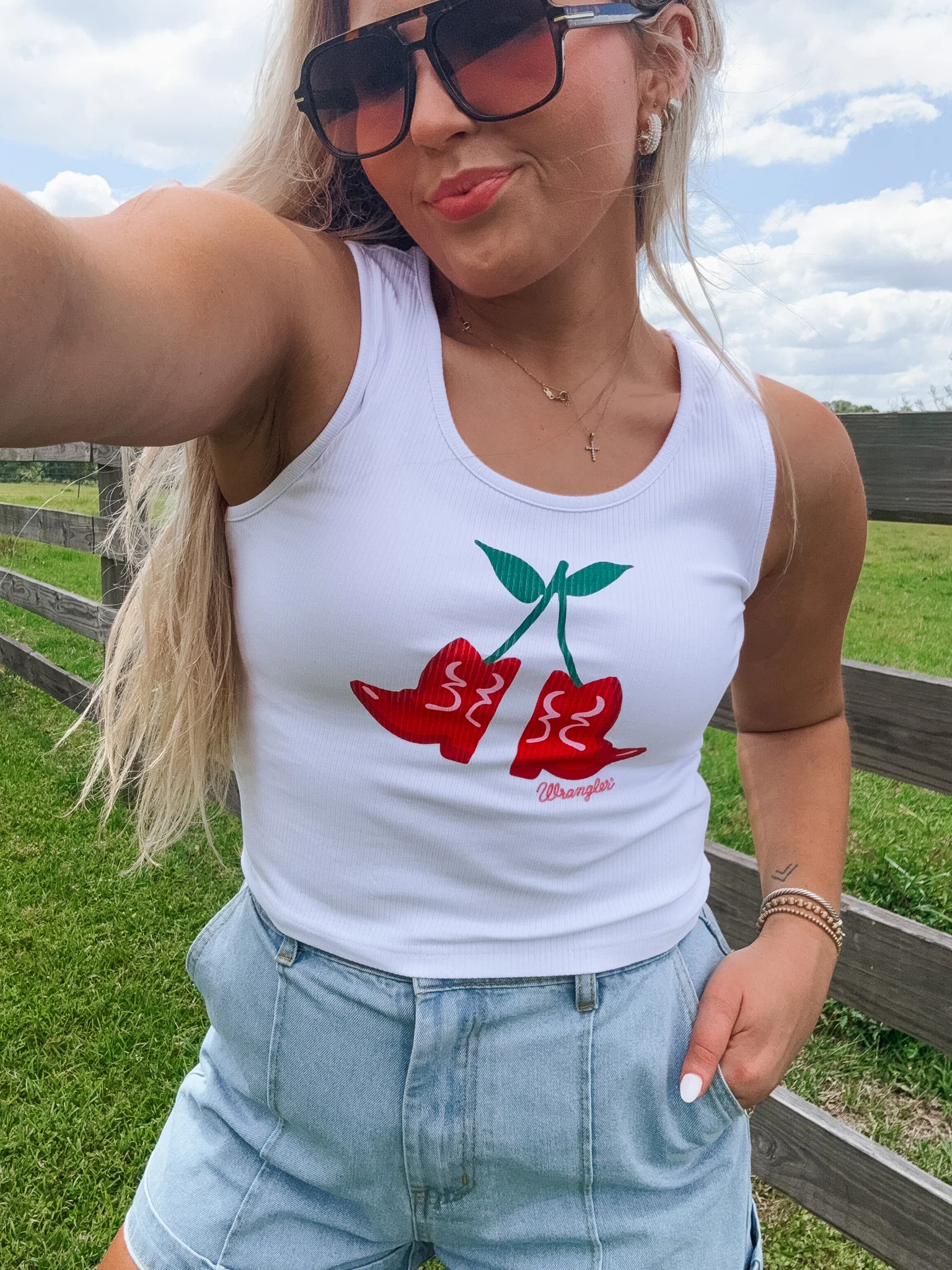 Wrangler Women's Boot Cherries Tank - Image 4