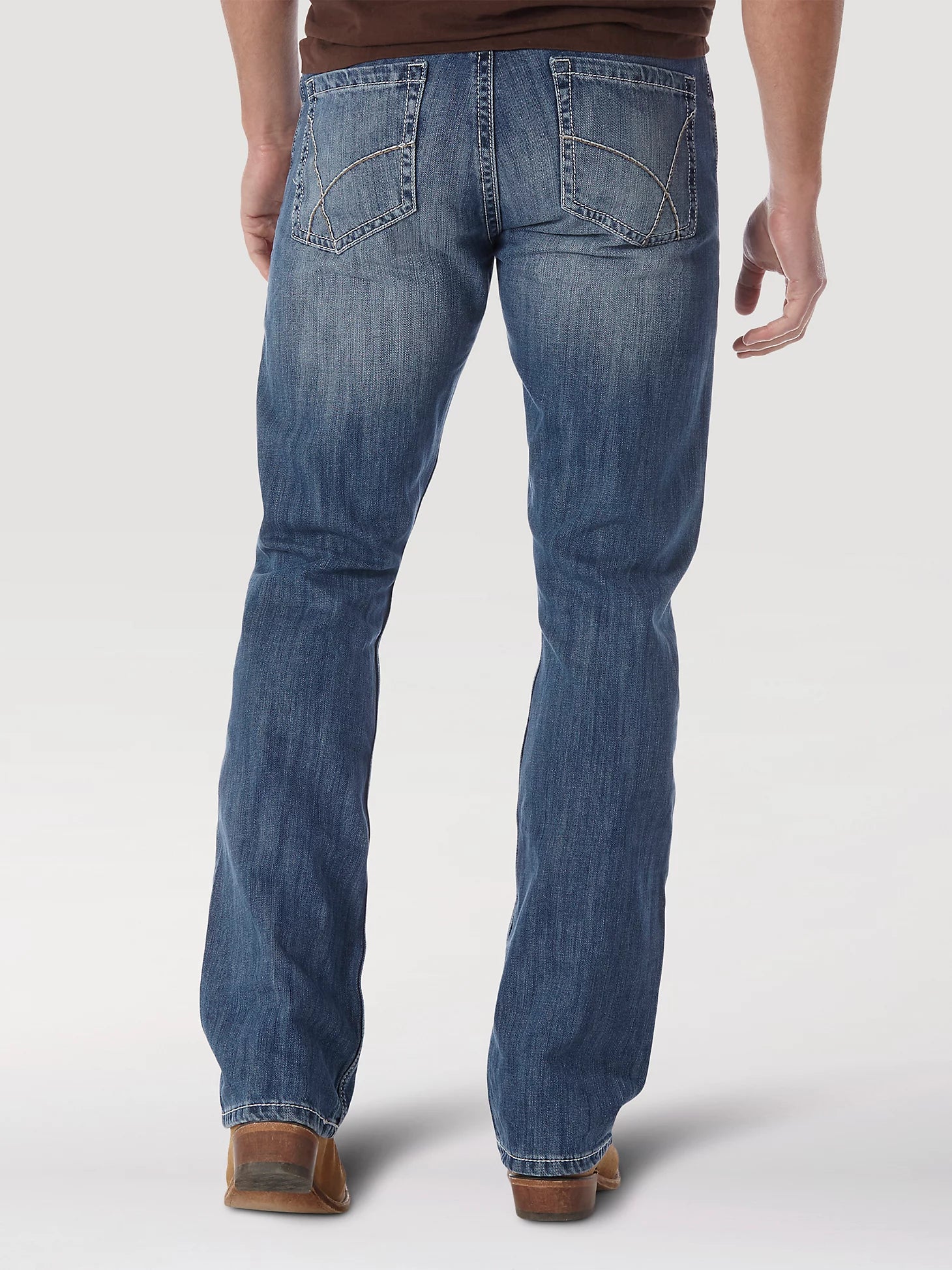 MEN'S WRANGLER 20X NO. 42 VINTAGE BOOTCUT JEAN IN LIGHT BLUE