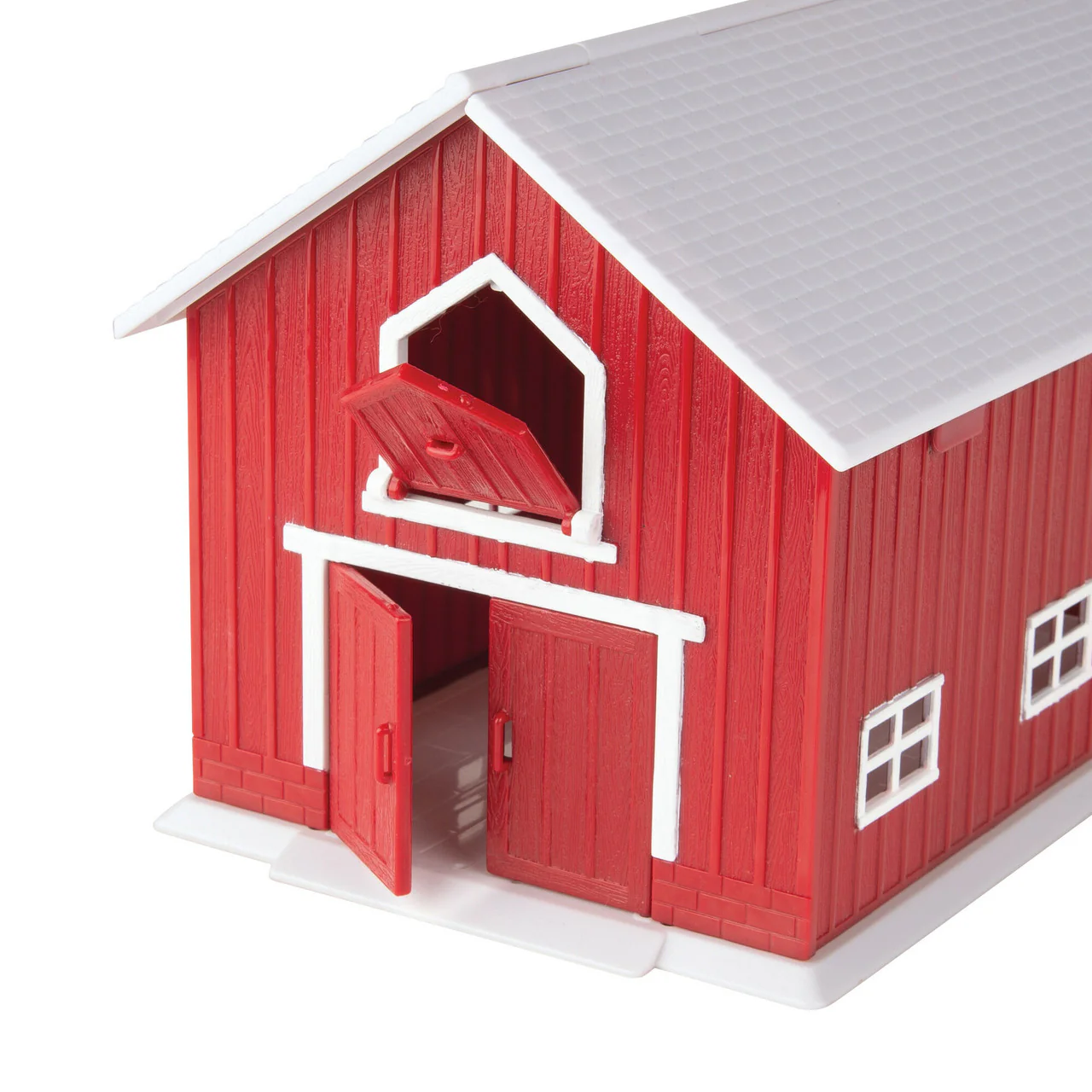 John Deere 1:64 Scale 24 Piece Farm Playset with On-the-Go Barn - Image 3