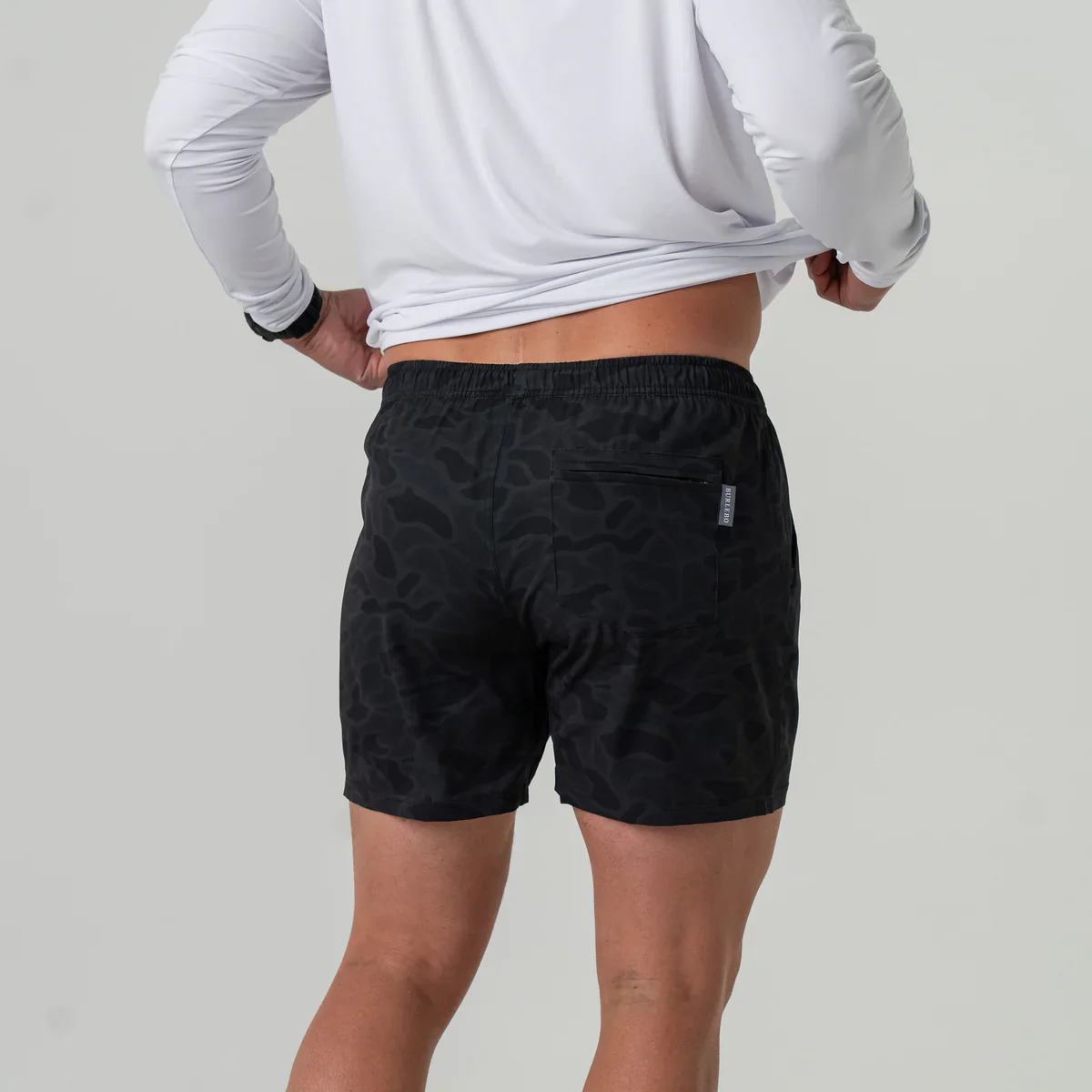 Men's Burlebo 5.5" Athletic Short - Black Camo - Black Liner - Image 3