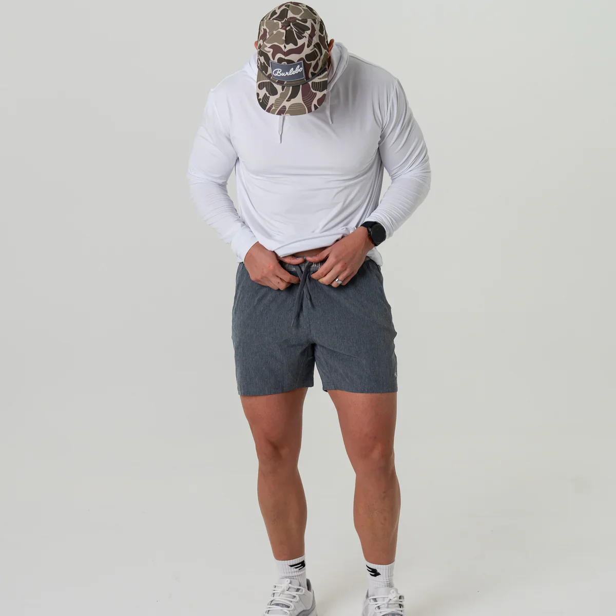 Men's Burlebo 5.5" Athletic Short - Grizzly Grey - Classic Deer Camo Liner - Image 4