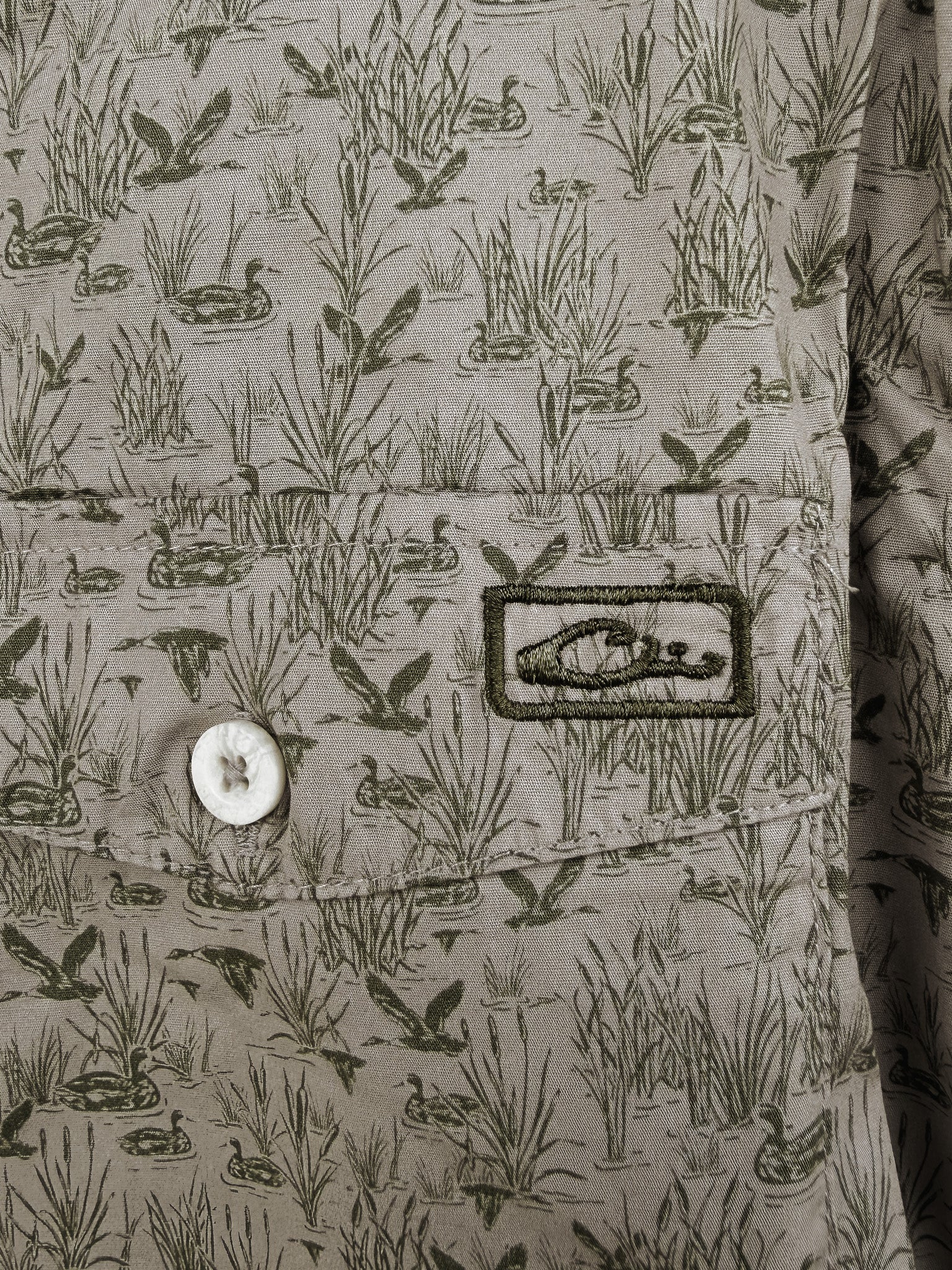 Drake Men's Cotton Marsh Print Short Sleeve Shirt - Image 3