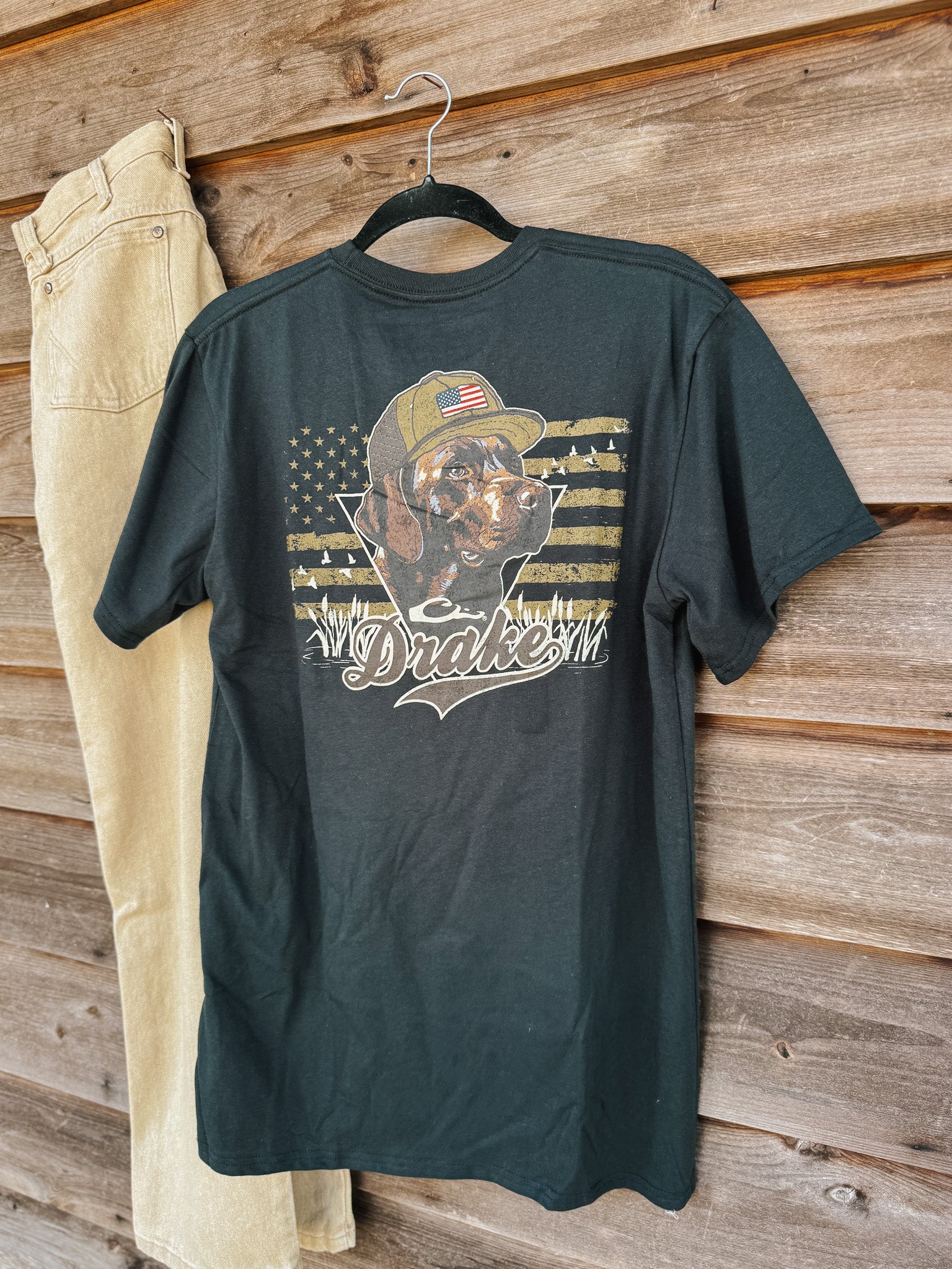 Men's Drake Blackout Lab Flag T-Shirt in Black - Image 4