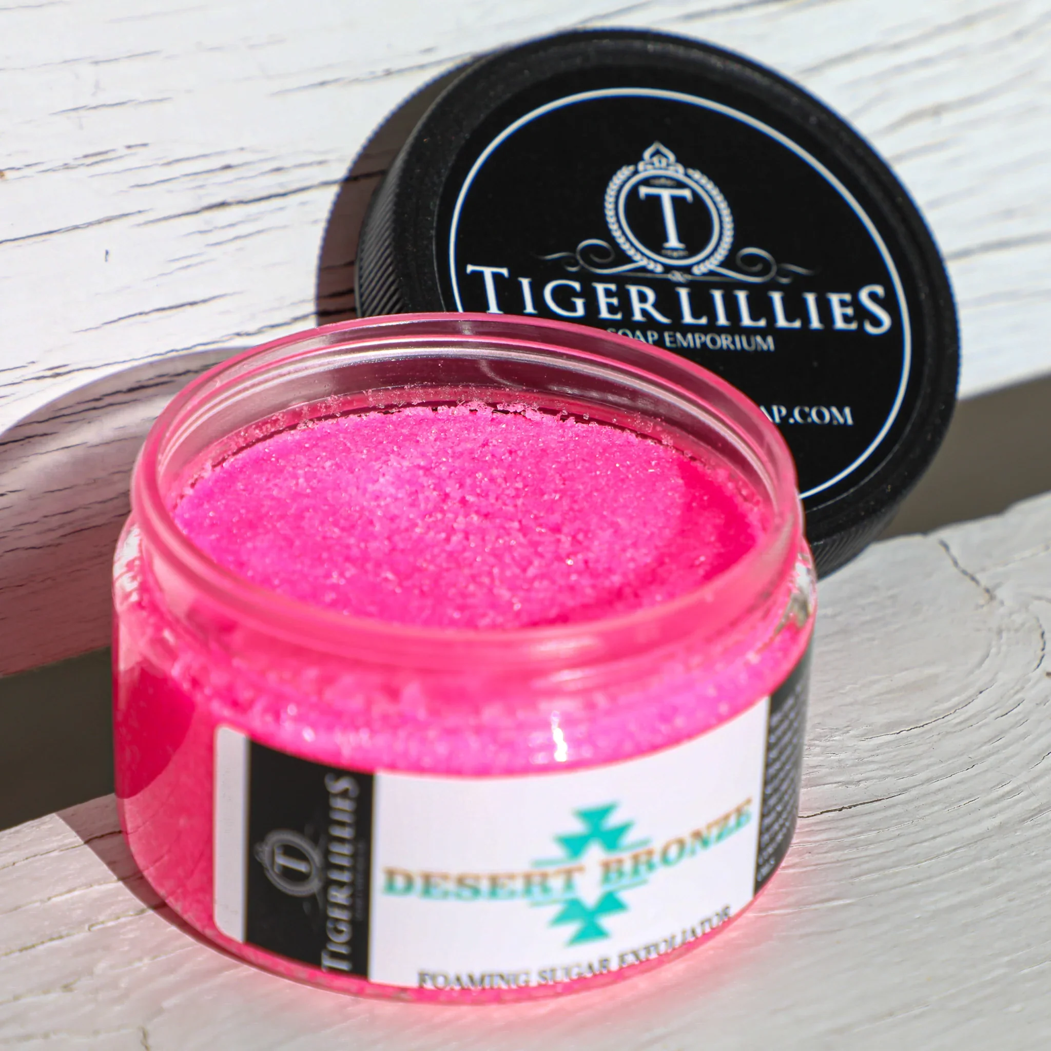 DESERT BRONZE FOAMING SUGAR EXFOLIATOR - Image 3