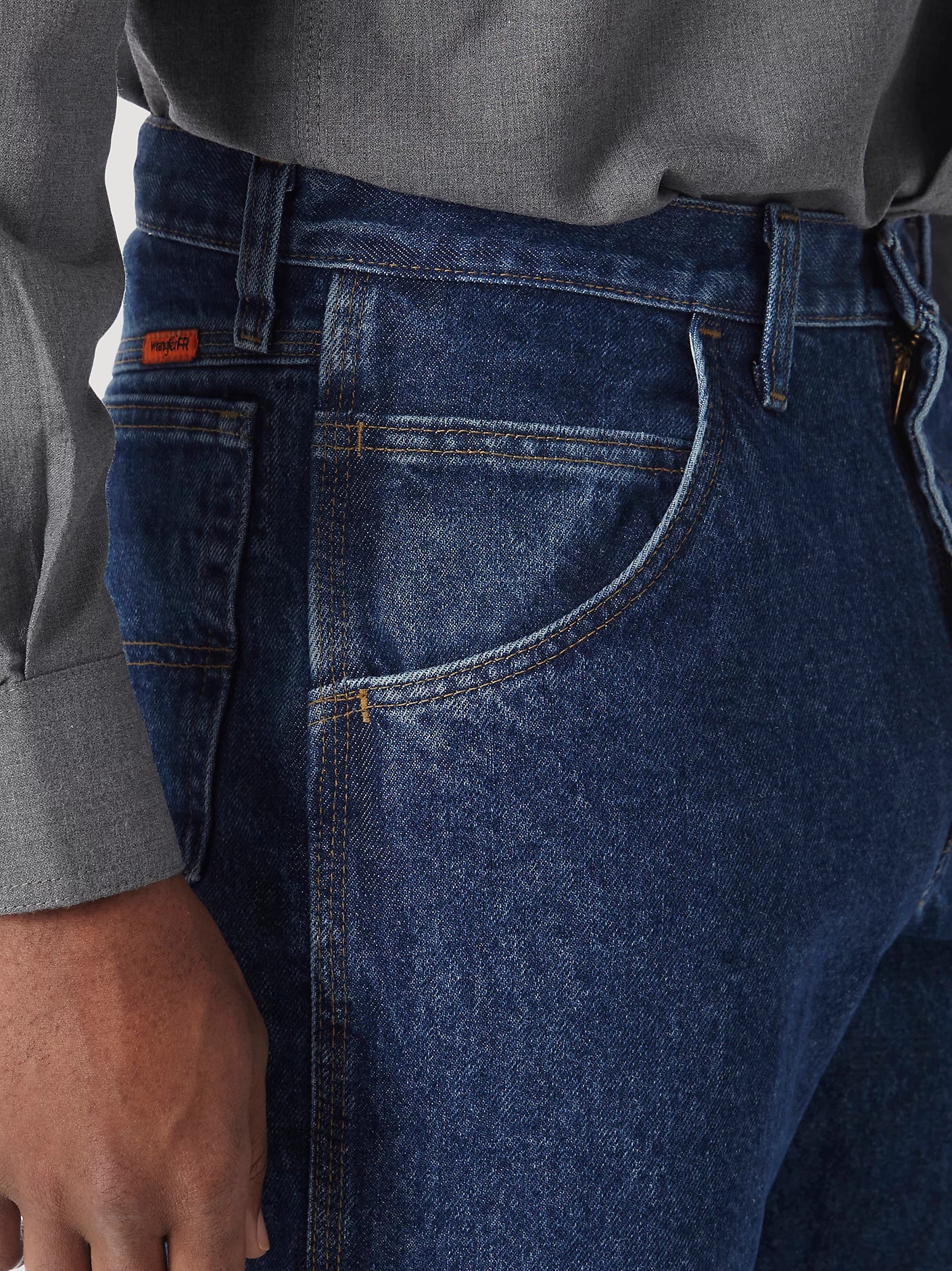 Men's Wrangler FR Flame-Resistant Riggs Relaxed Fit Jean - Image 6