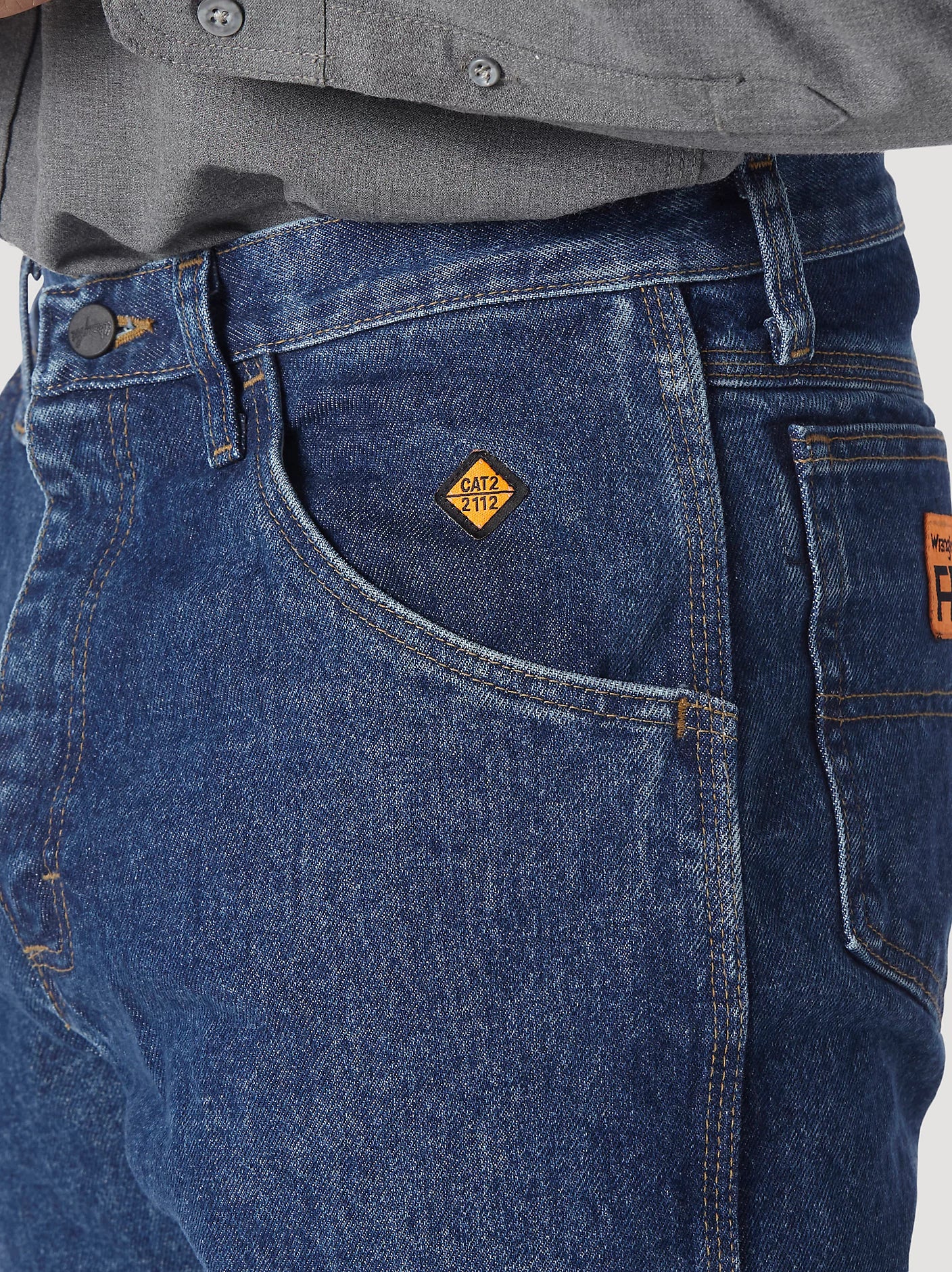 Men's Wrangler FR Flame-Resistant Riggs Relaxed Fit Jean - Image 7