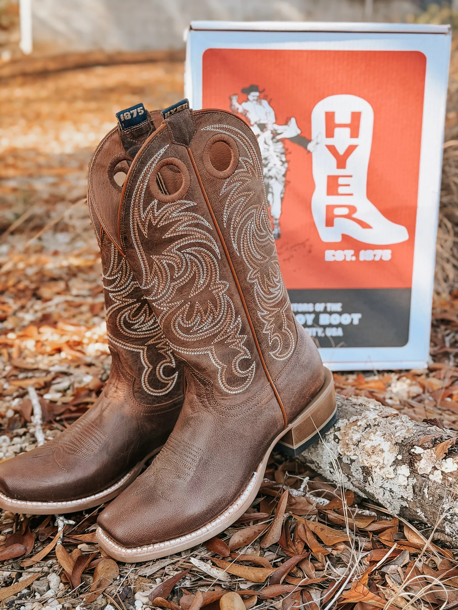 HYER Men's Burrton Western Boots - Image 8