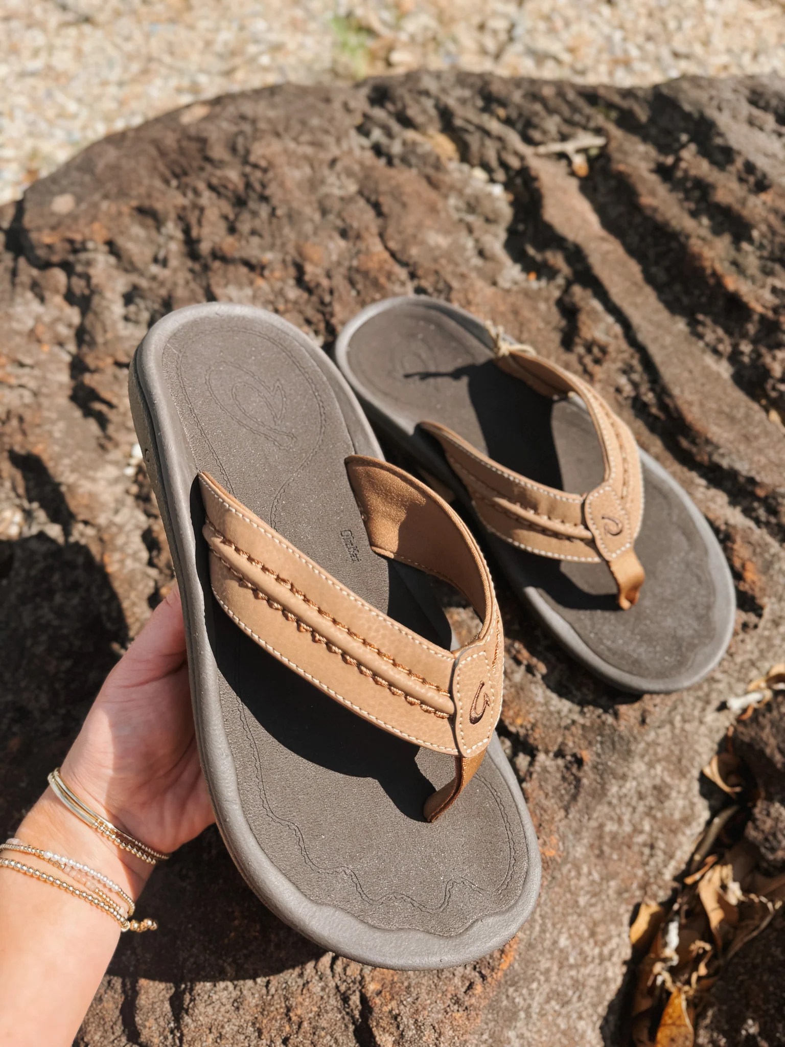 Men's Olukai Hokua Tan Sandals - Image 6
