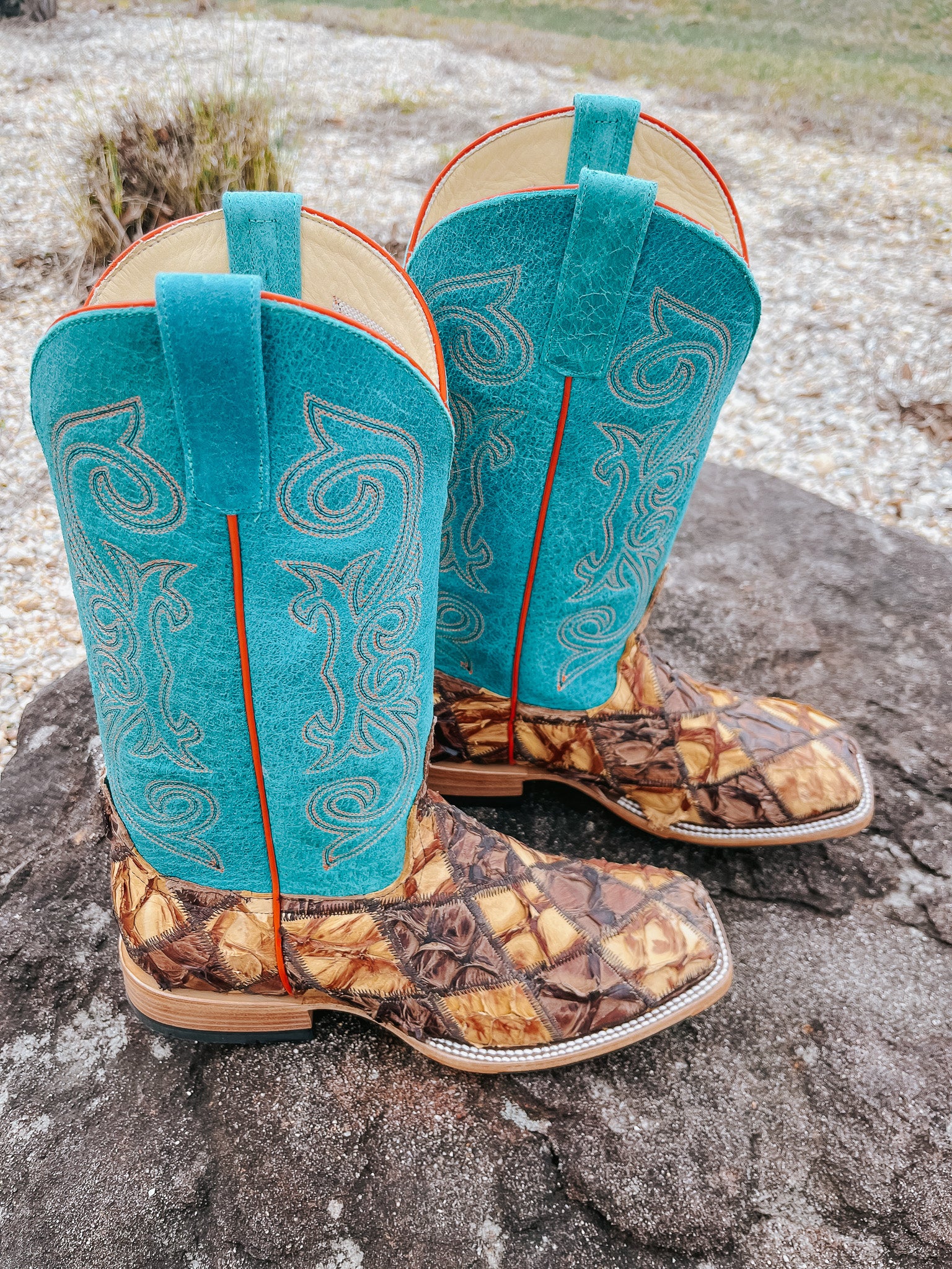 Men's Horse Power Patchwork Big Bass Cowboy Boots - Image 10