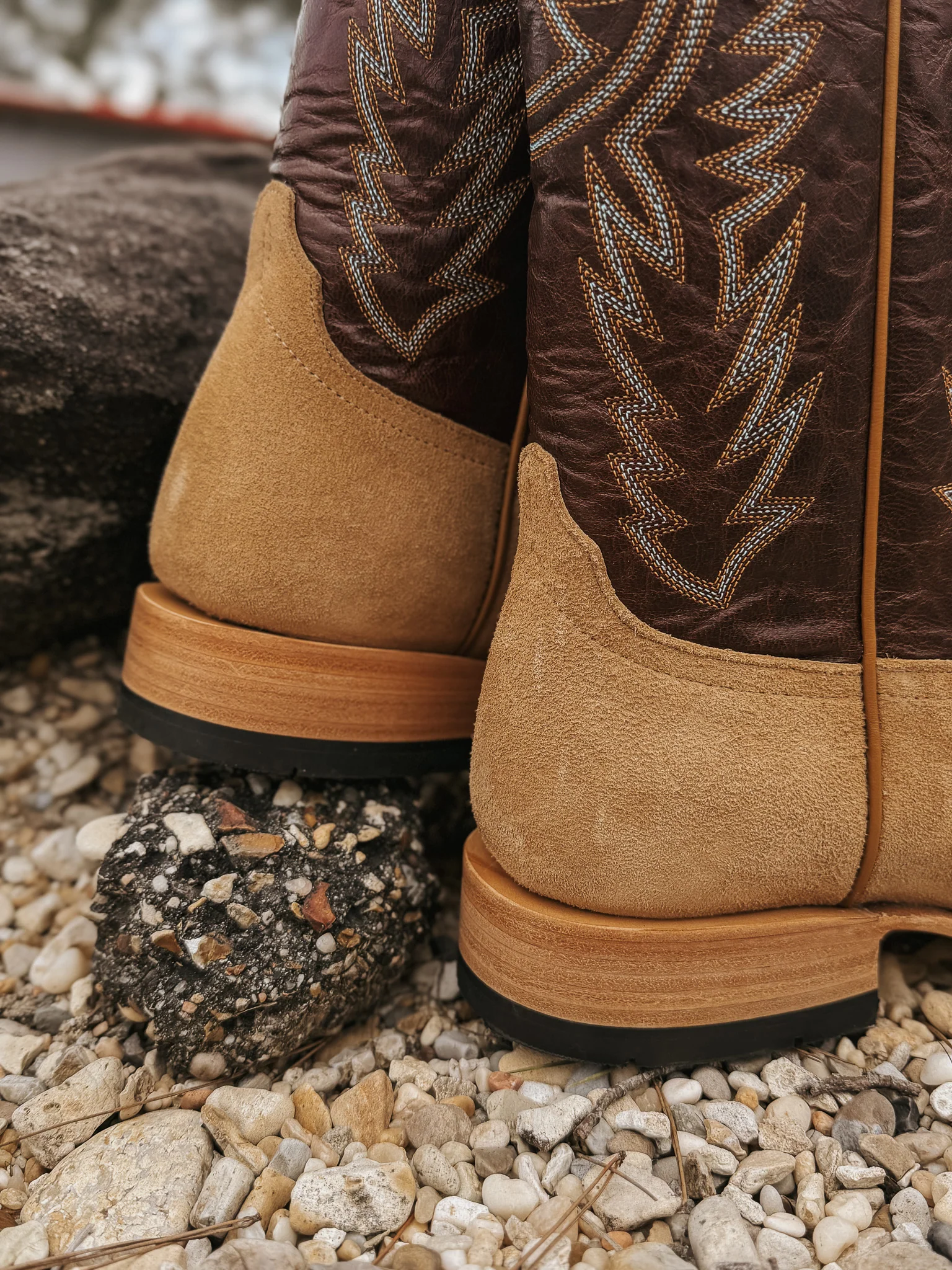 Men's Horse Power Top Hand Tan Crazyhorse Rough Out Boots - Image 5