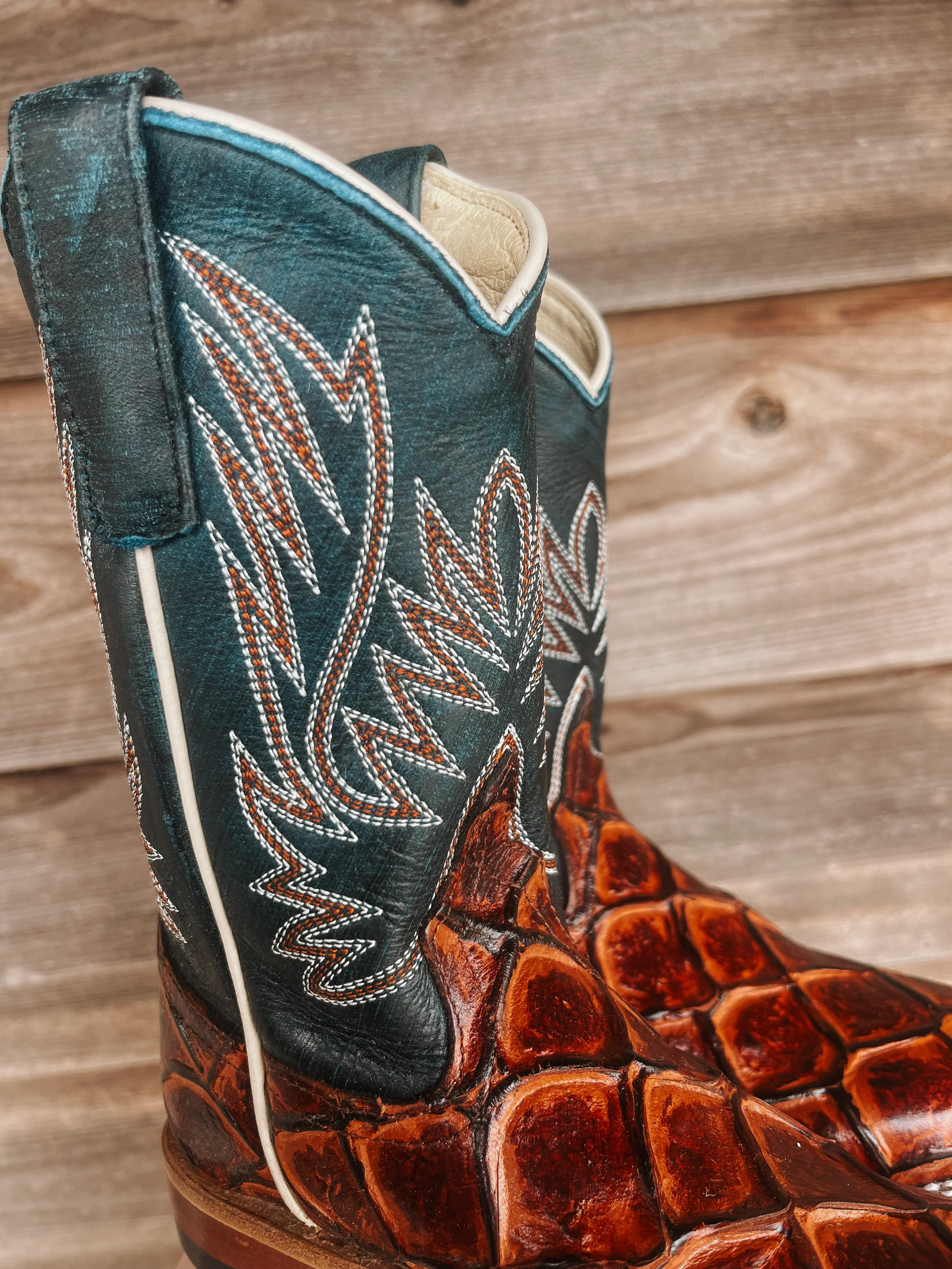 Youth Horse Power Cognac Filet of Fish Bottom with Seas the Day Top Boots - Image 2