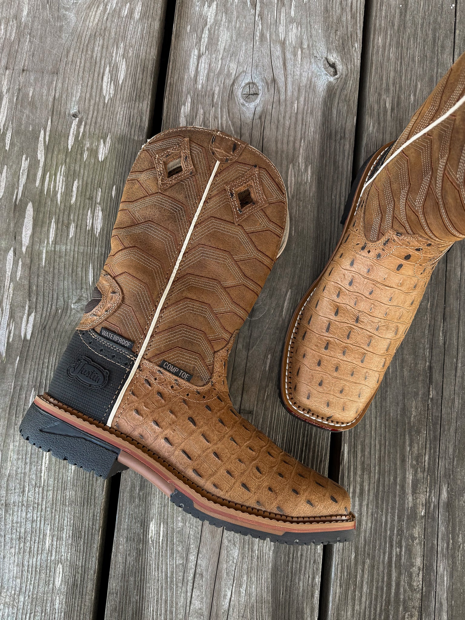 MEN'S JUSTIN CROC PRINT DERRICKMAN COMPOSITE TOE WATERPROOF BOOTS - Image 4