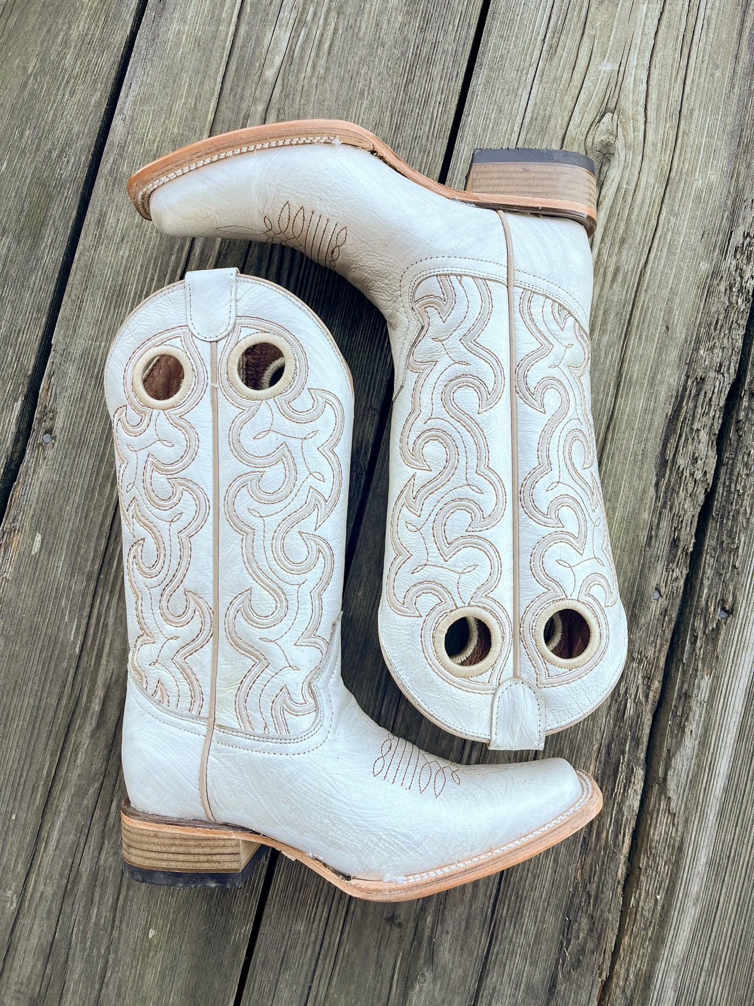 Women's Corral Pearl Cutout Embroidered Square Toe Western Boots - Image 8