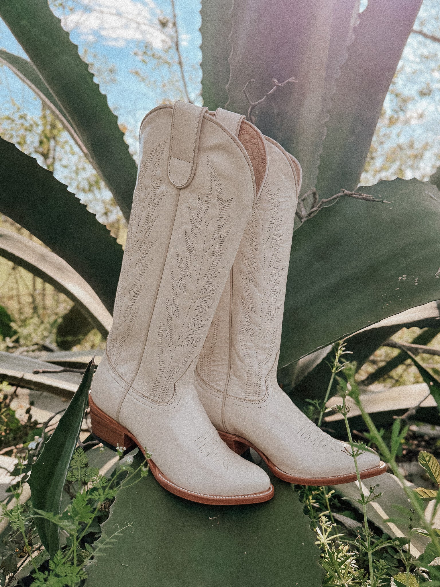 Women's 15" Macie Bean Spacey Gracey Almond Toe Cream Boot - Image 8