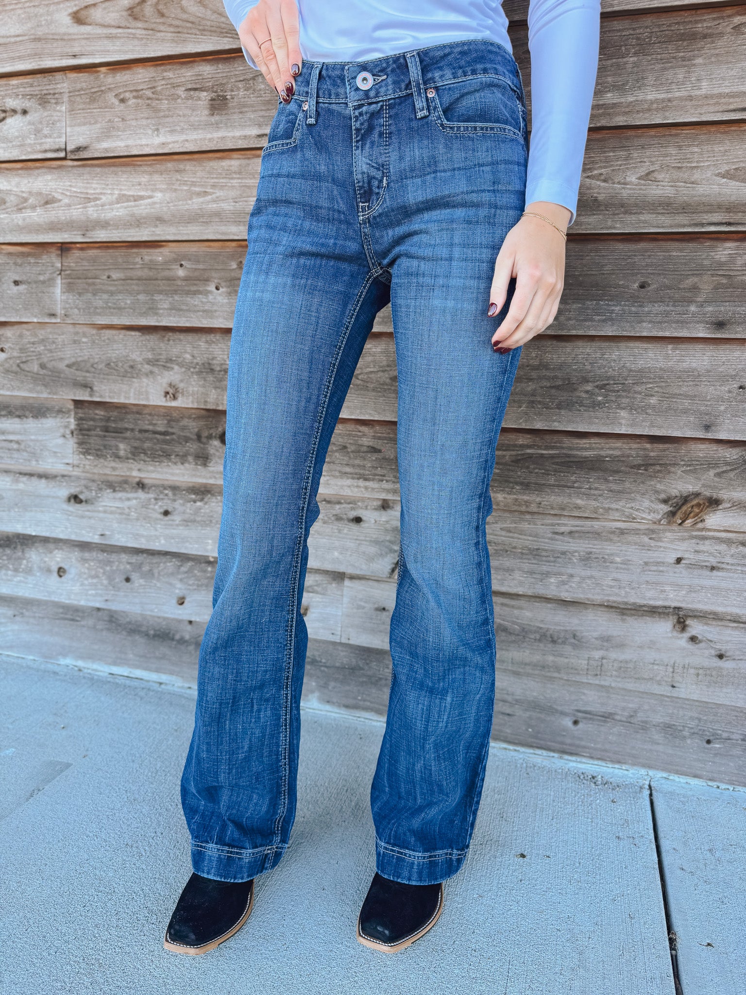 Women's Cinch Slim Fit Lynden Dark Stone Jean - Image 2