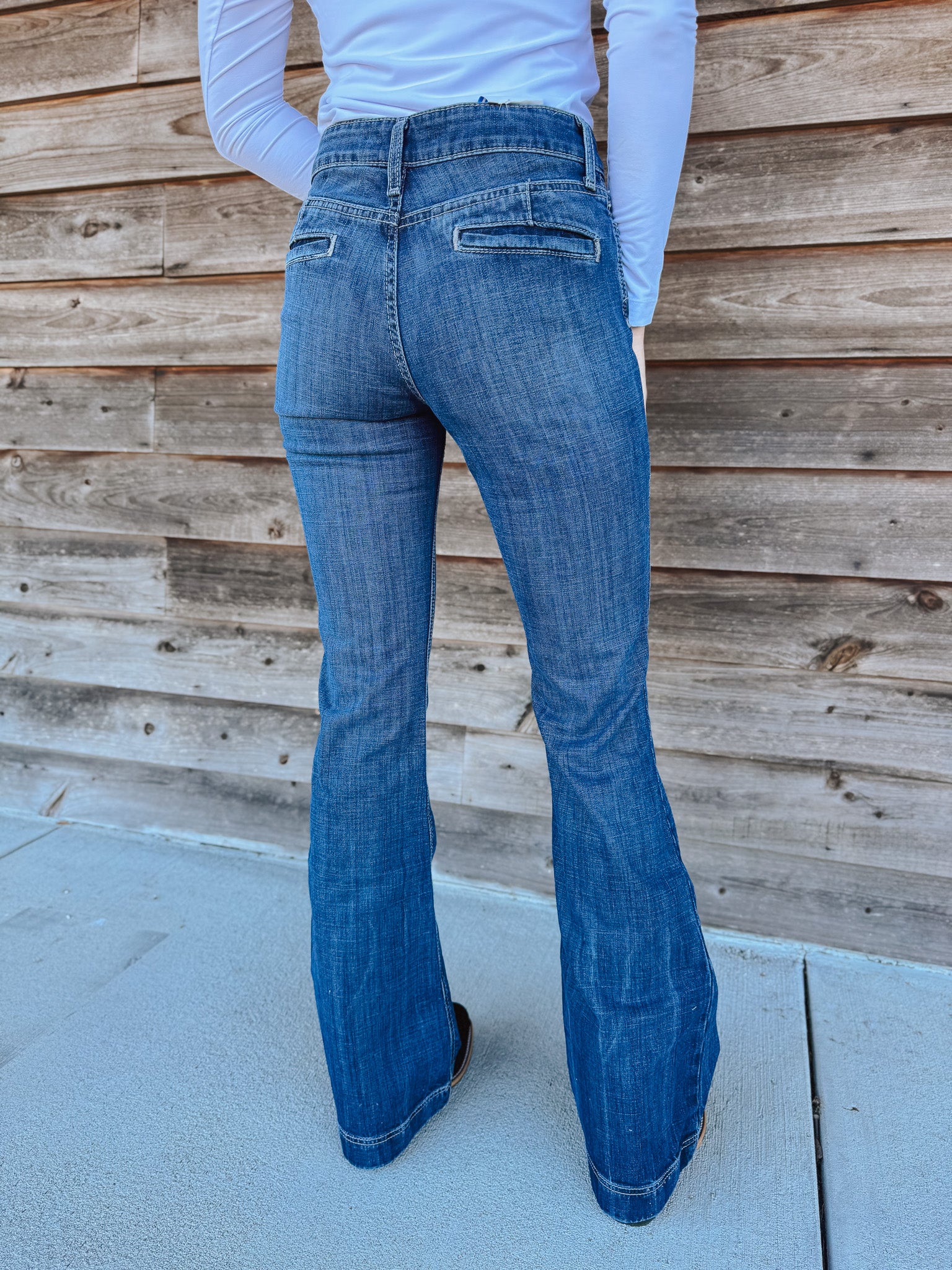 Women's Cinch Slim Fit Lynden Dark Stone Jean - Image 3
