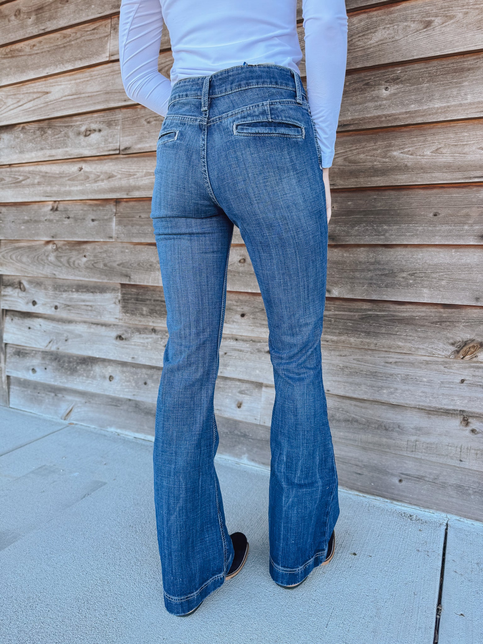 Women's Cinch Slim Fit Lynden Dark Stone Jean - Image 5