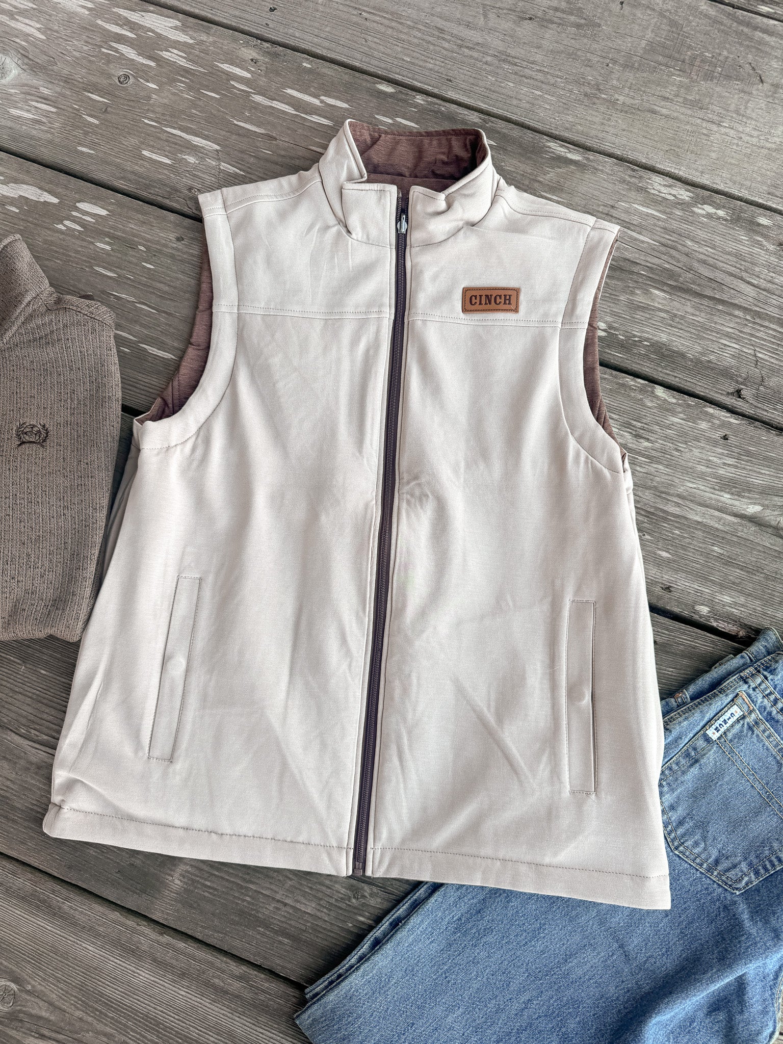 Men's Cinch Reversible Burgundy/Cream Vest - Image 11