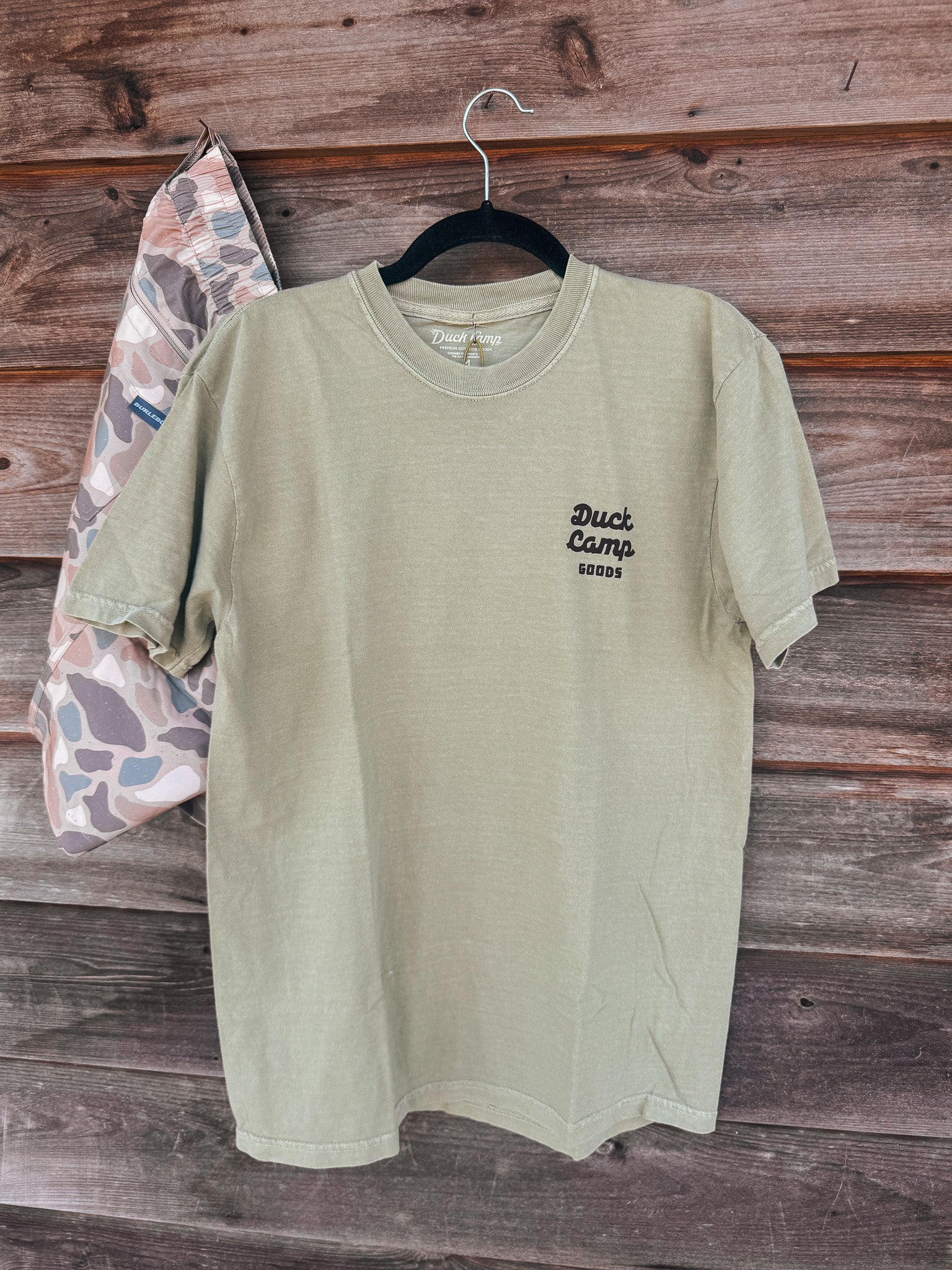 Men's Duck Camp DC Shop Vintage Khaki T-Shirt - Image 9