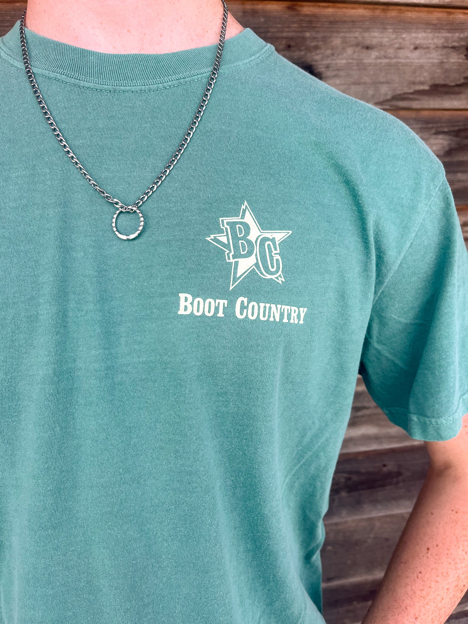 **EXCLUSIVE** Boot Country Born To Hunt T-Shirt in Light Green - Image 3