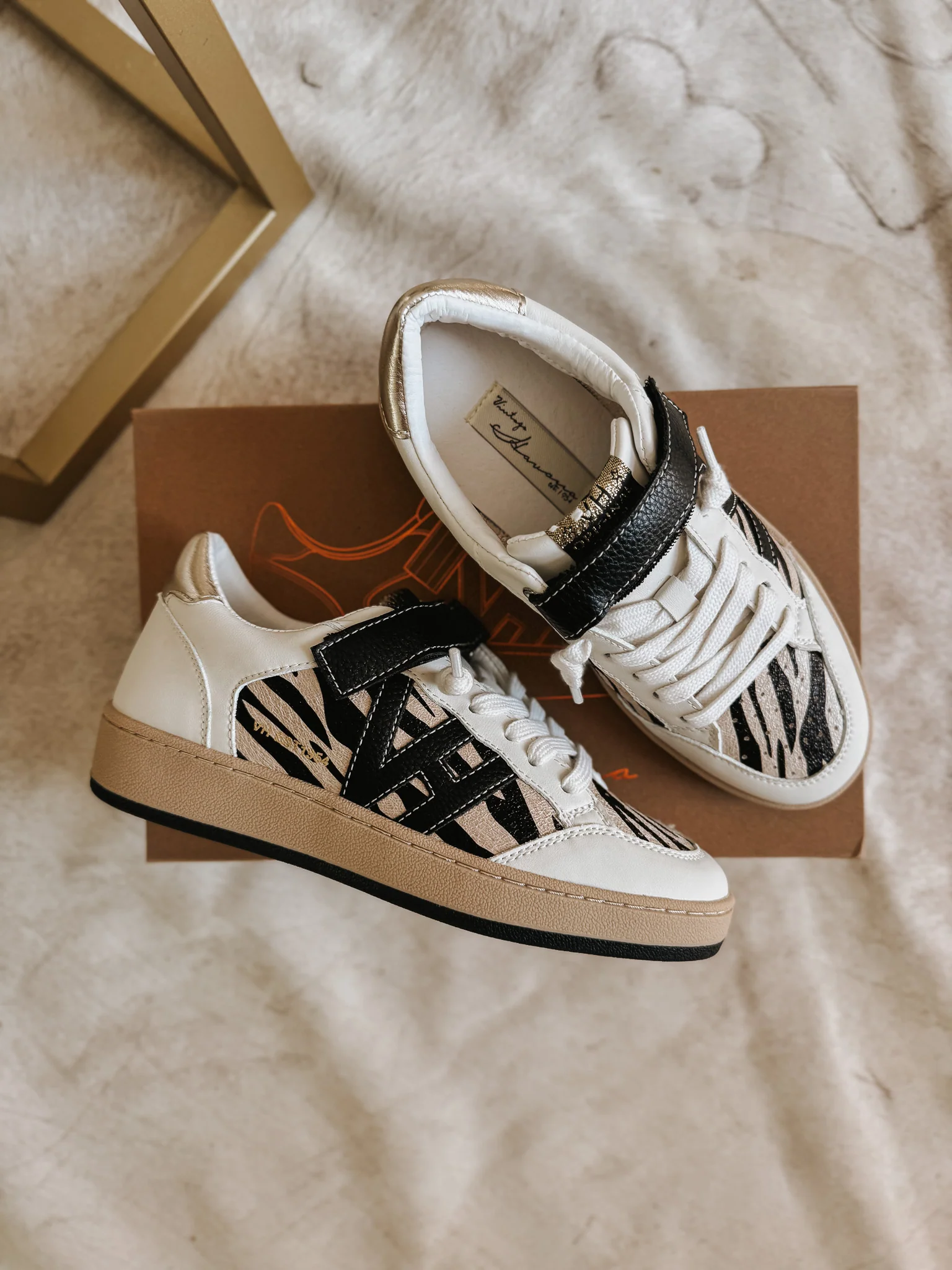 Vintage Havana Next 11 White Zebra Sneakers - Image 7