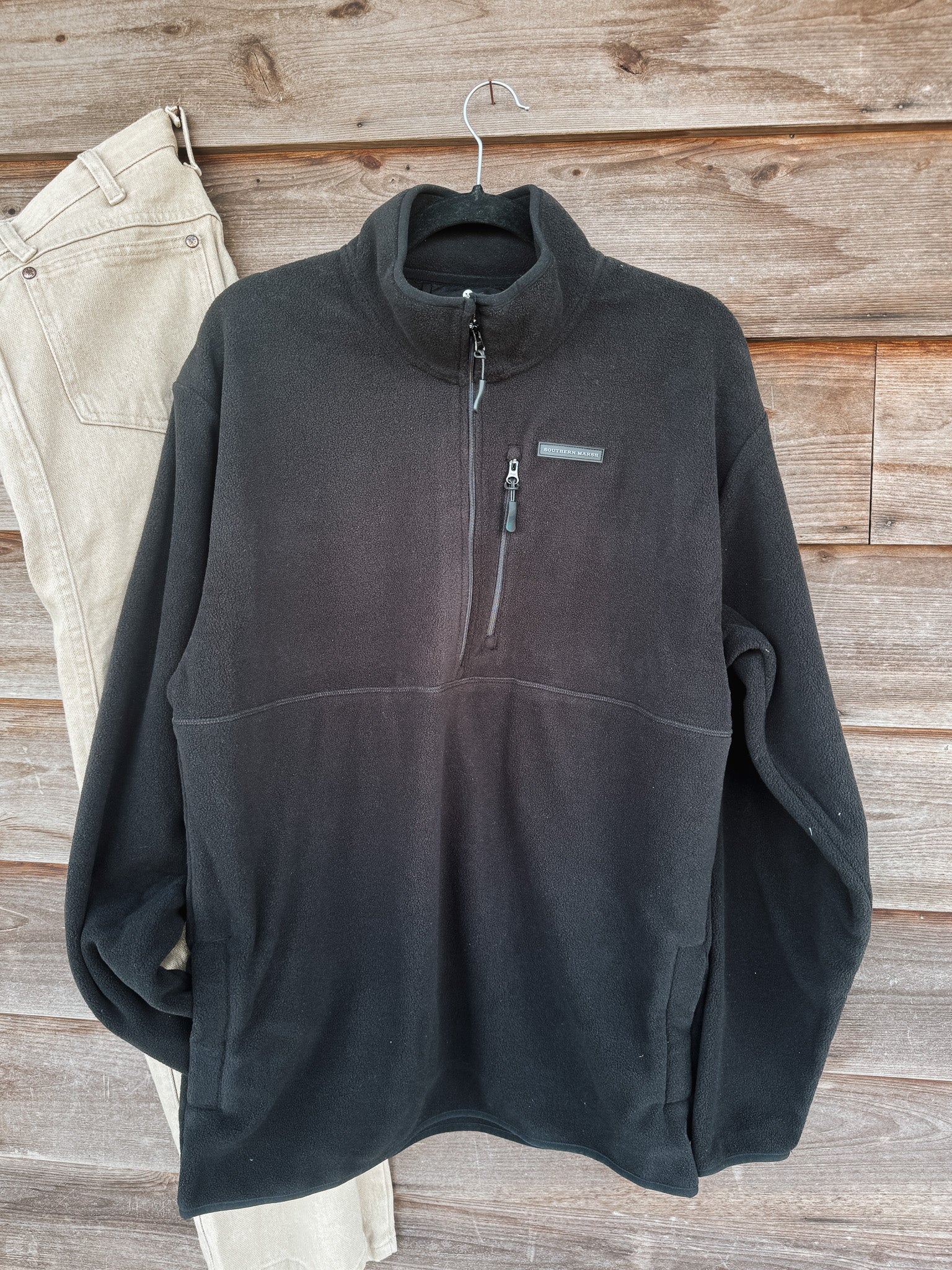 Southern Marsh Mallard Lake Fleece Pullover in Black - Image 5
