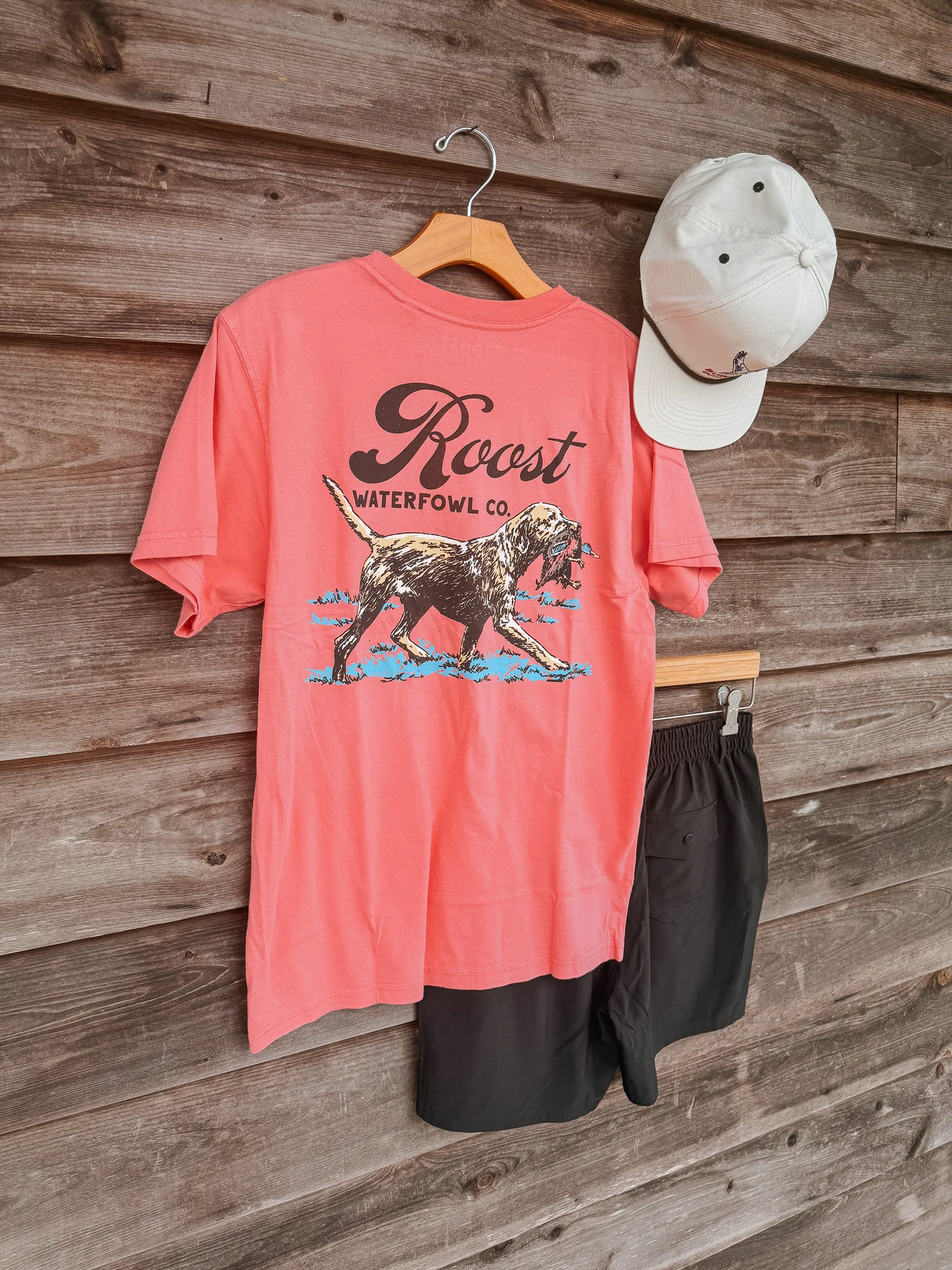 Roost Vintage Retriever T-Shirt in Watermelon - Image 2