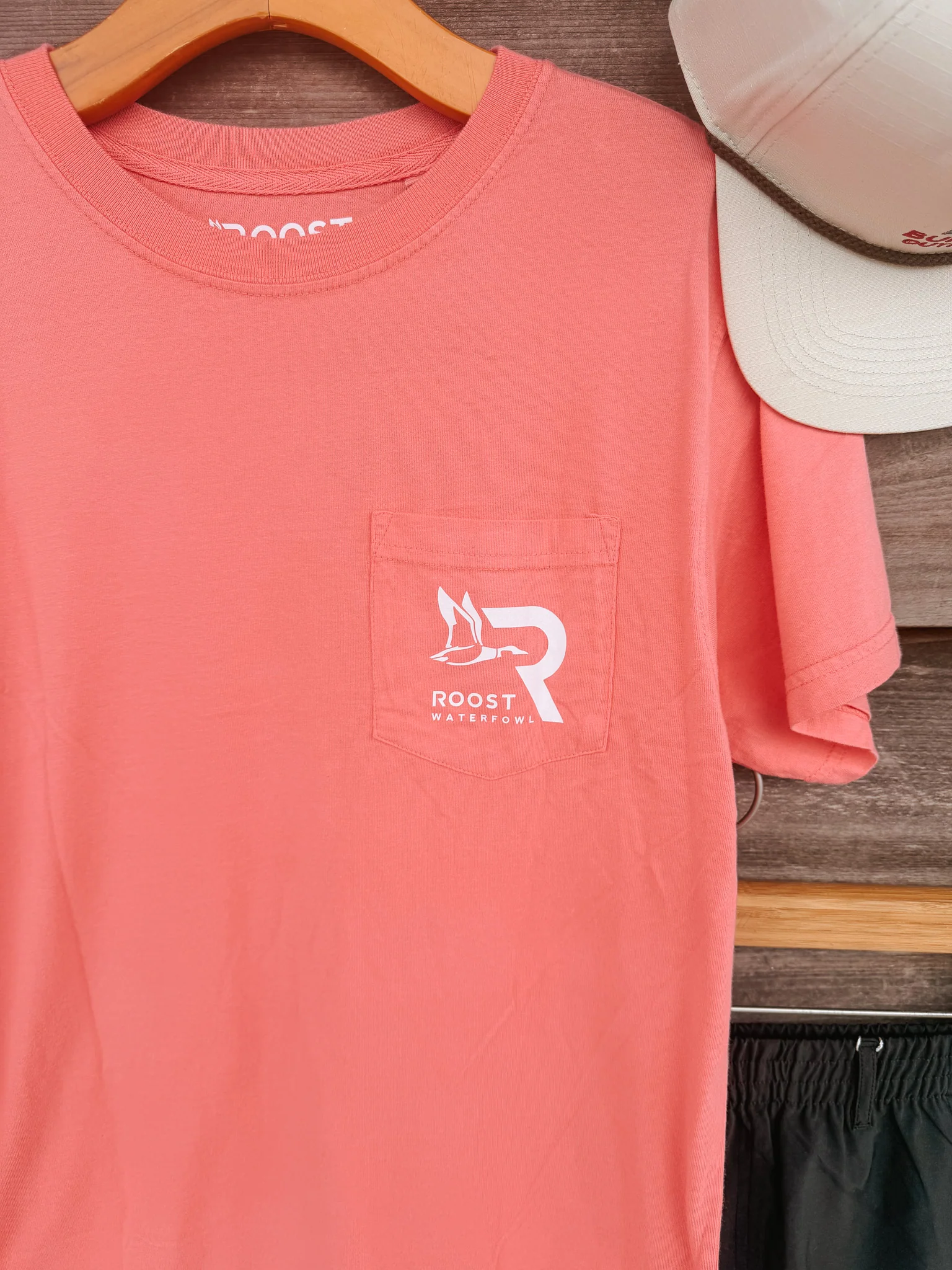 Roost Vintage Retriever T-Shirt in Watermelon - Image 6