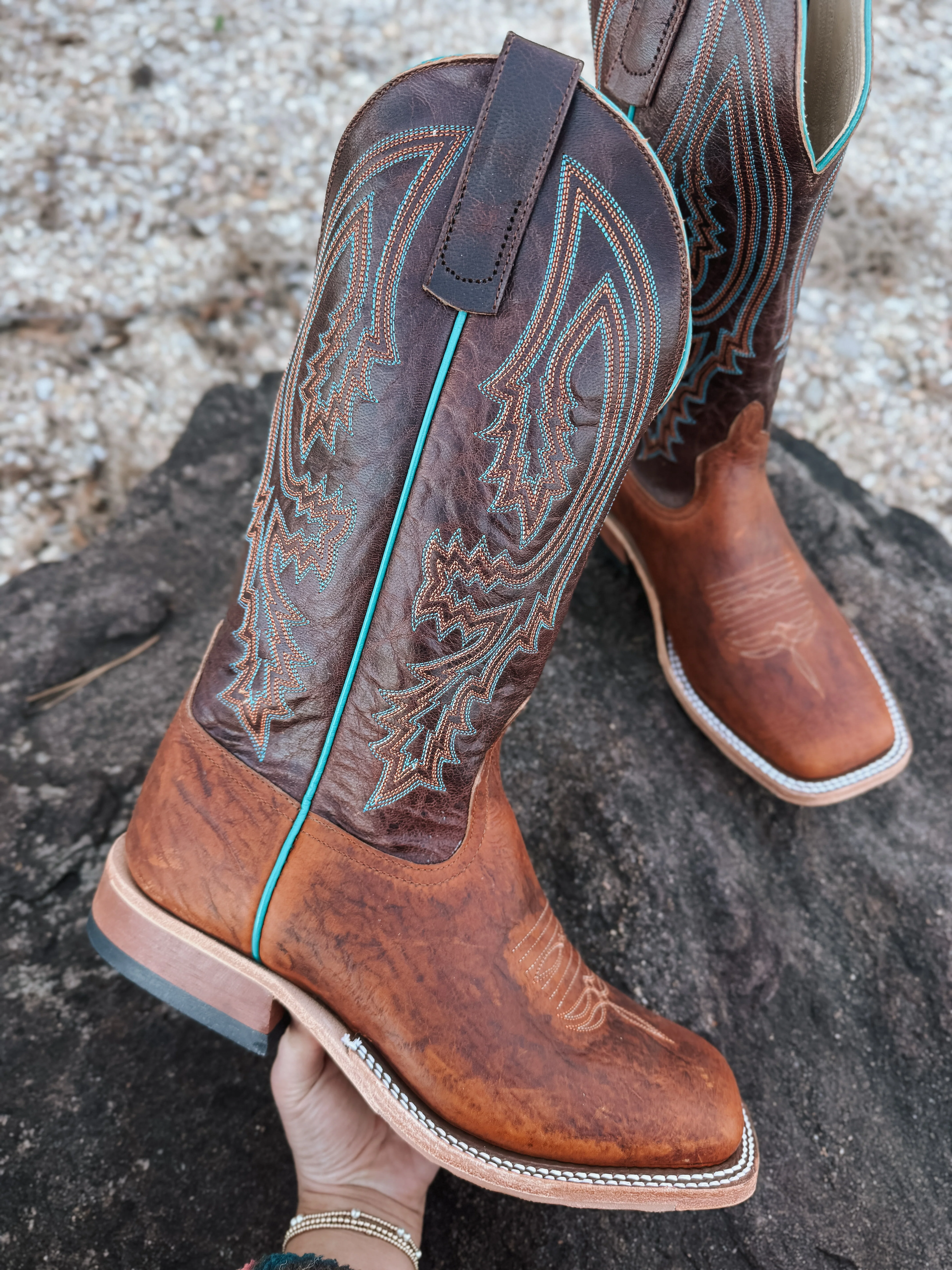 Men's Anderson Bean Tobacco Yeti Boots - Image 8