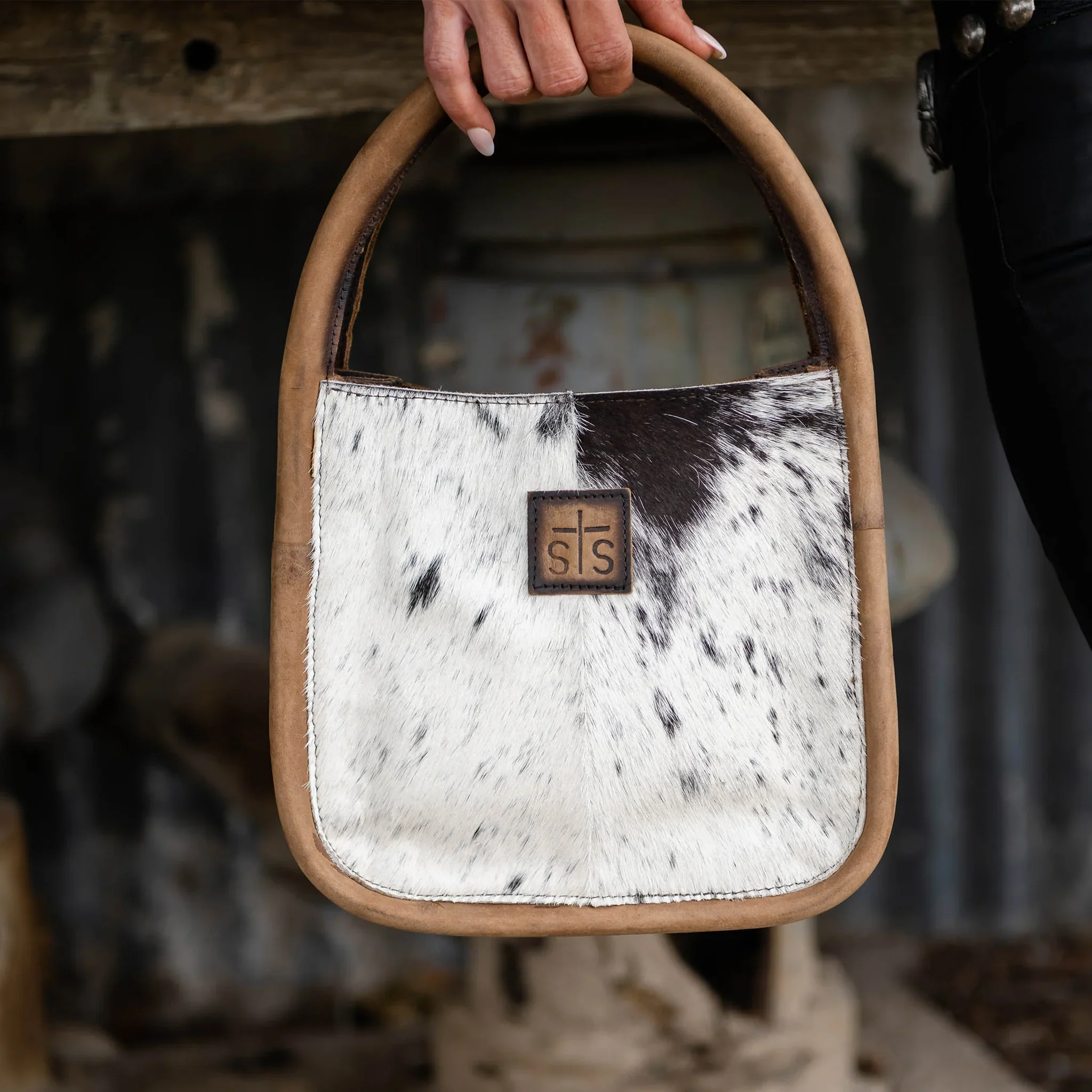 STS Cowhide Sugar Satchel - Image 6