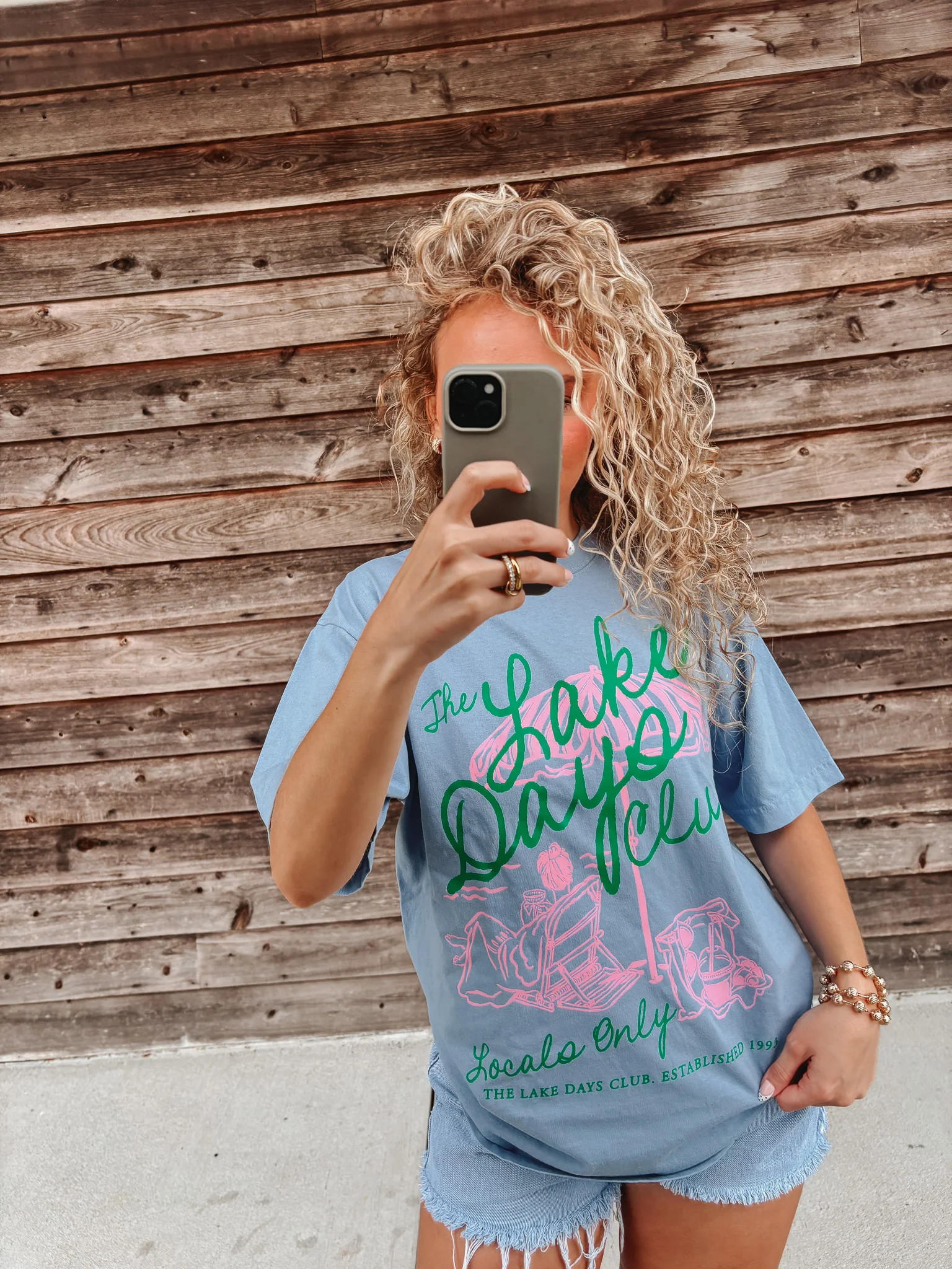 The Lake Days Club T-Shirt in Blue
