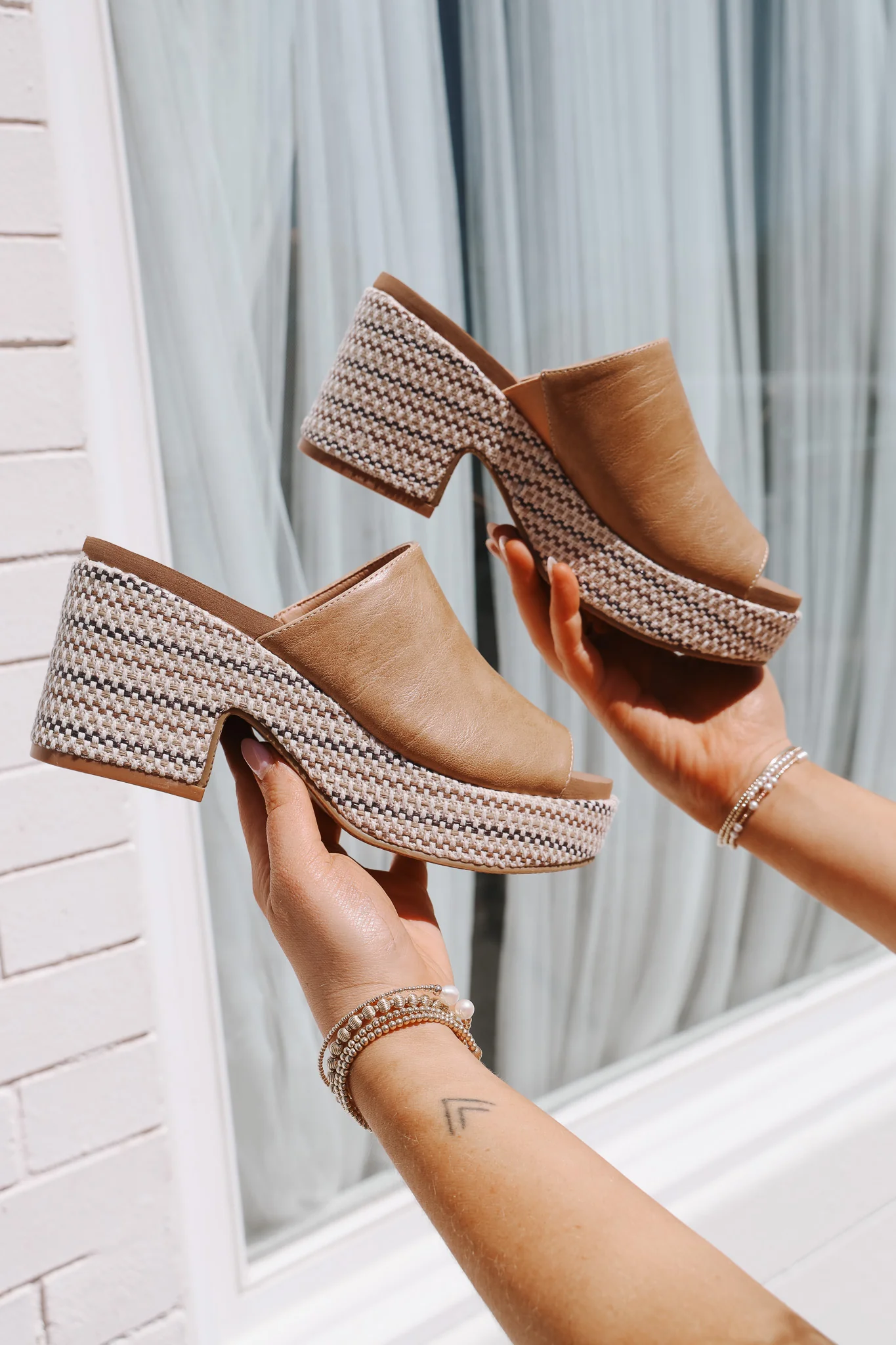 Totally Buggin Caramel Heels - Image 3