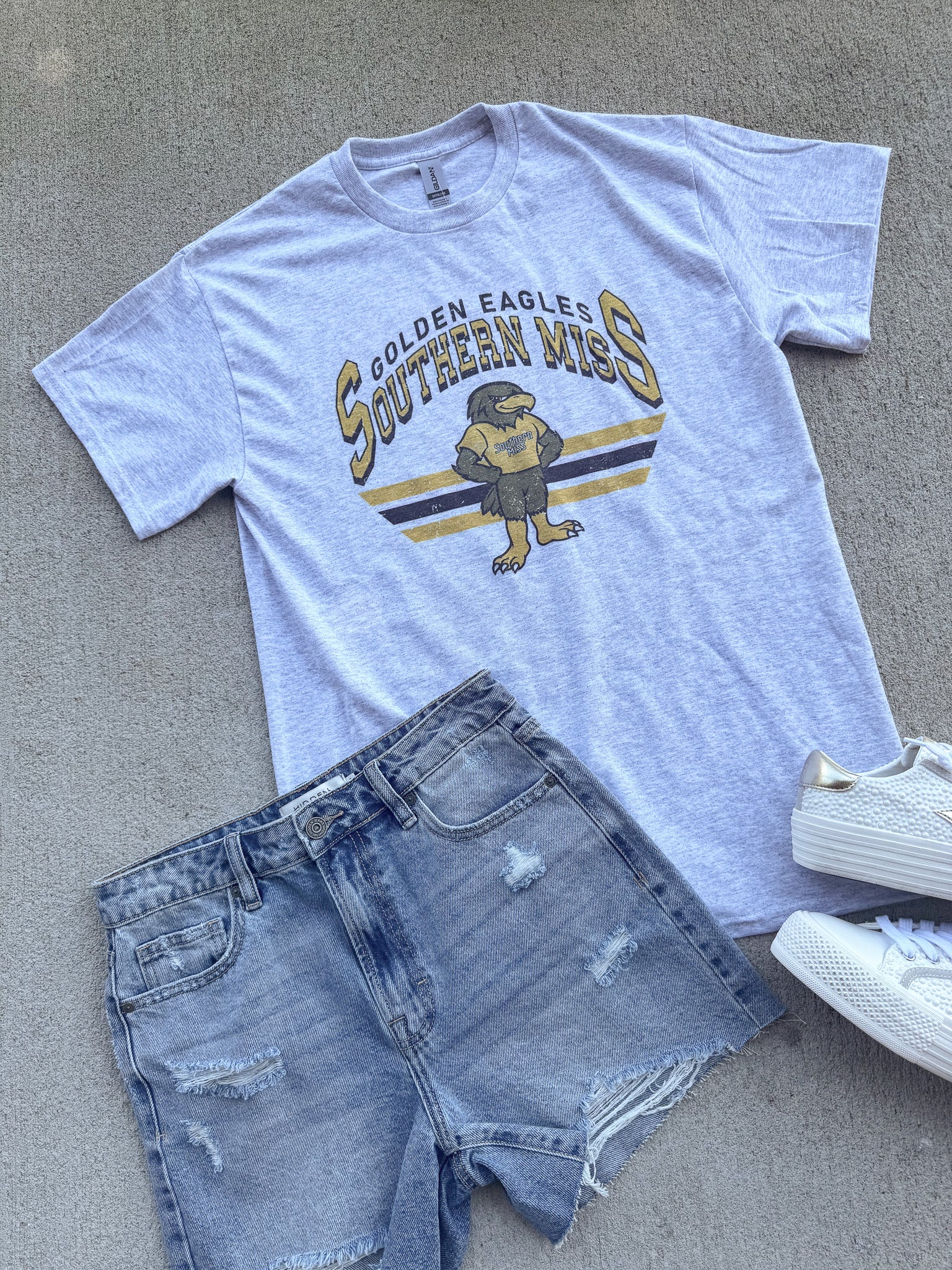 Usm Eagles Retro Tee - Image 5