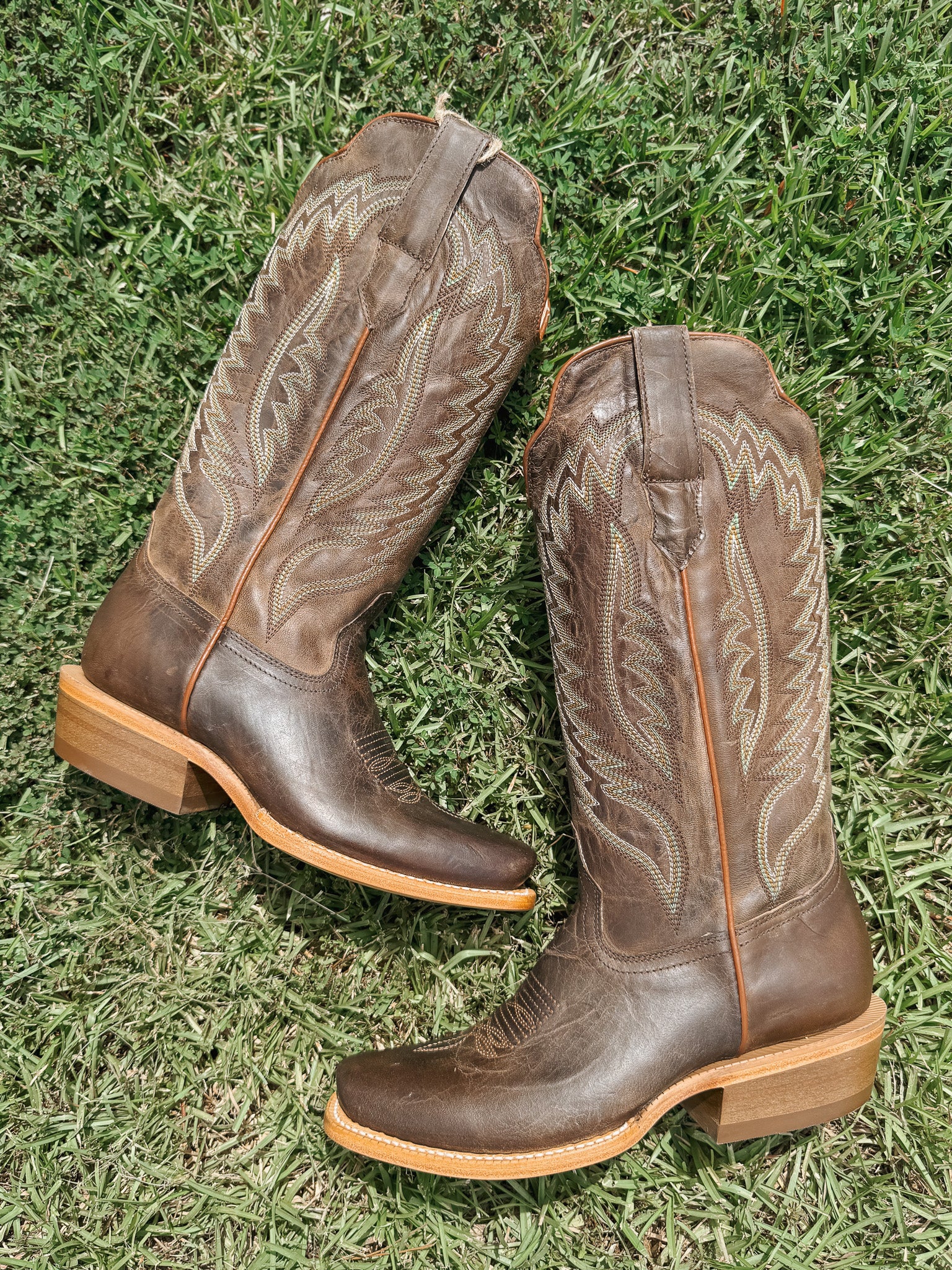 Women's R. Watson Mad Brown Goat Boats - Image 2