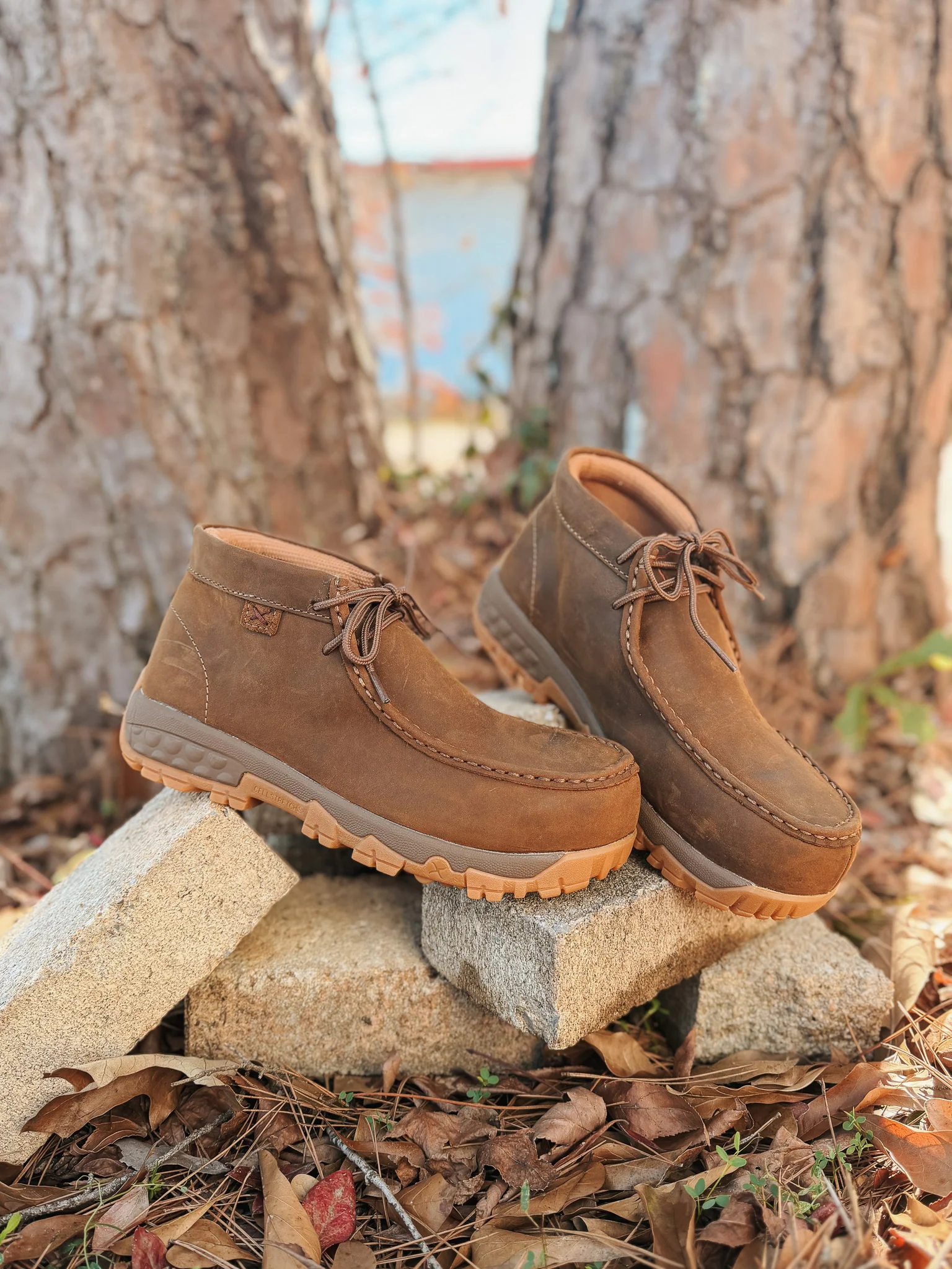 WOMEN'S TWISTED X COMPOSITE TOE WORK CHUKKA DRIVING MOC
