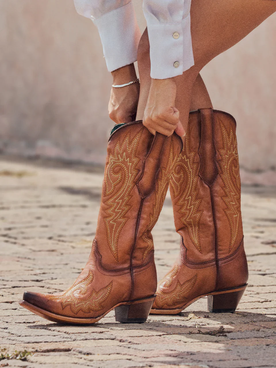 Women's Corral Shedron Flames Embroidery Snip Toe Western Boot - Image 2